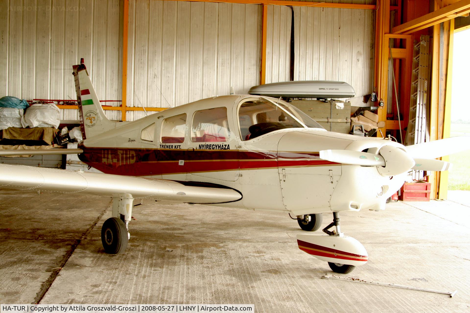 HA-TUR, Piper PA-28-161 C/N 287816189, LHNY - Nyíregyháza Airport, Hungary