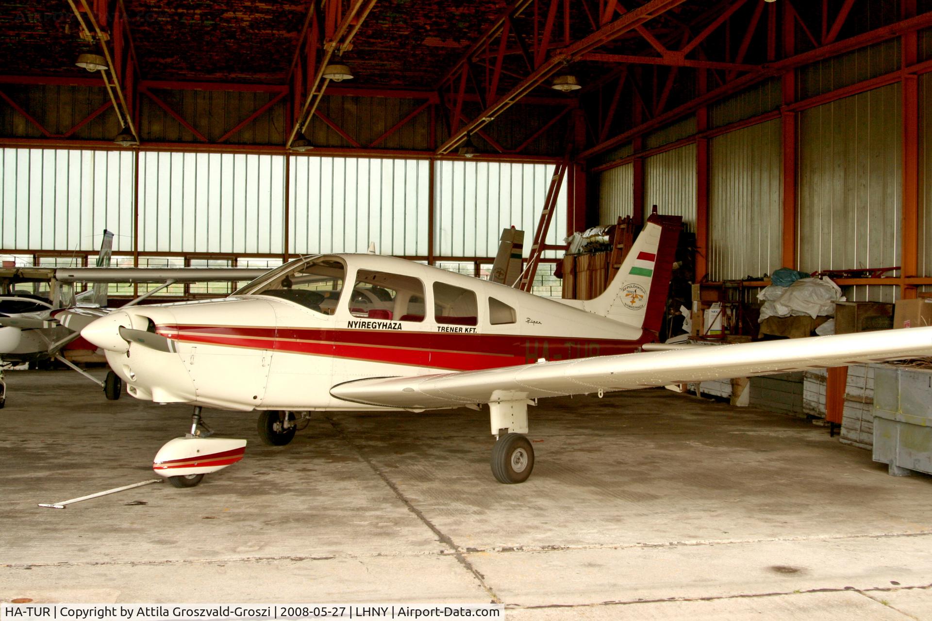 HA-TUR, Piper PA-28-161 C/N 287816189, LHNY - Nyíregyháza Airport, Hungary
