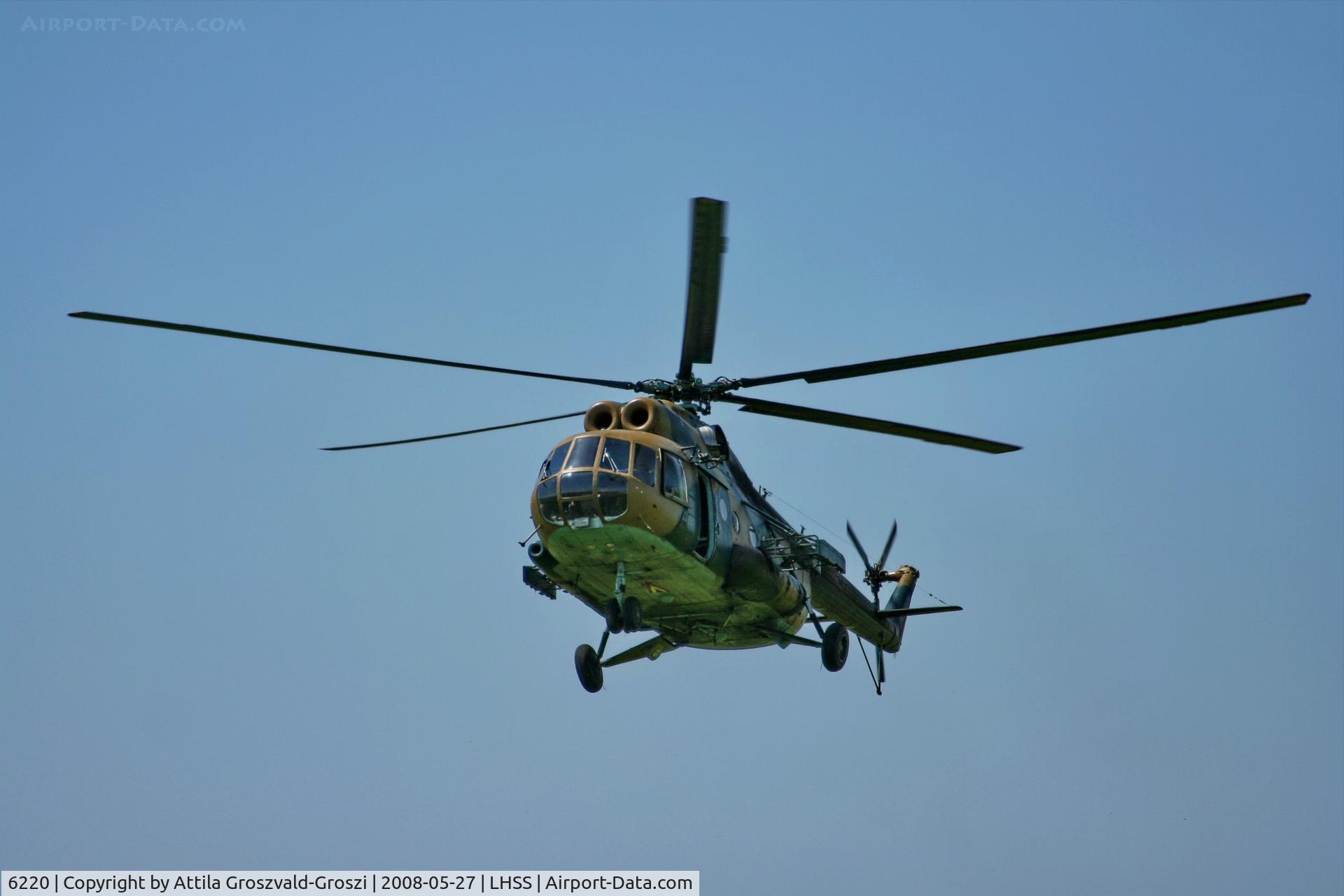 6220, 1980 Mil Mi-8T Hip C/N 226220, LHSS - Szolnok-Szandaszölös Airport, Hungary