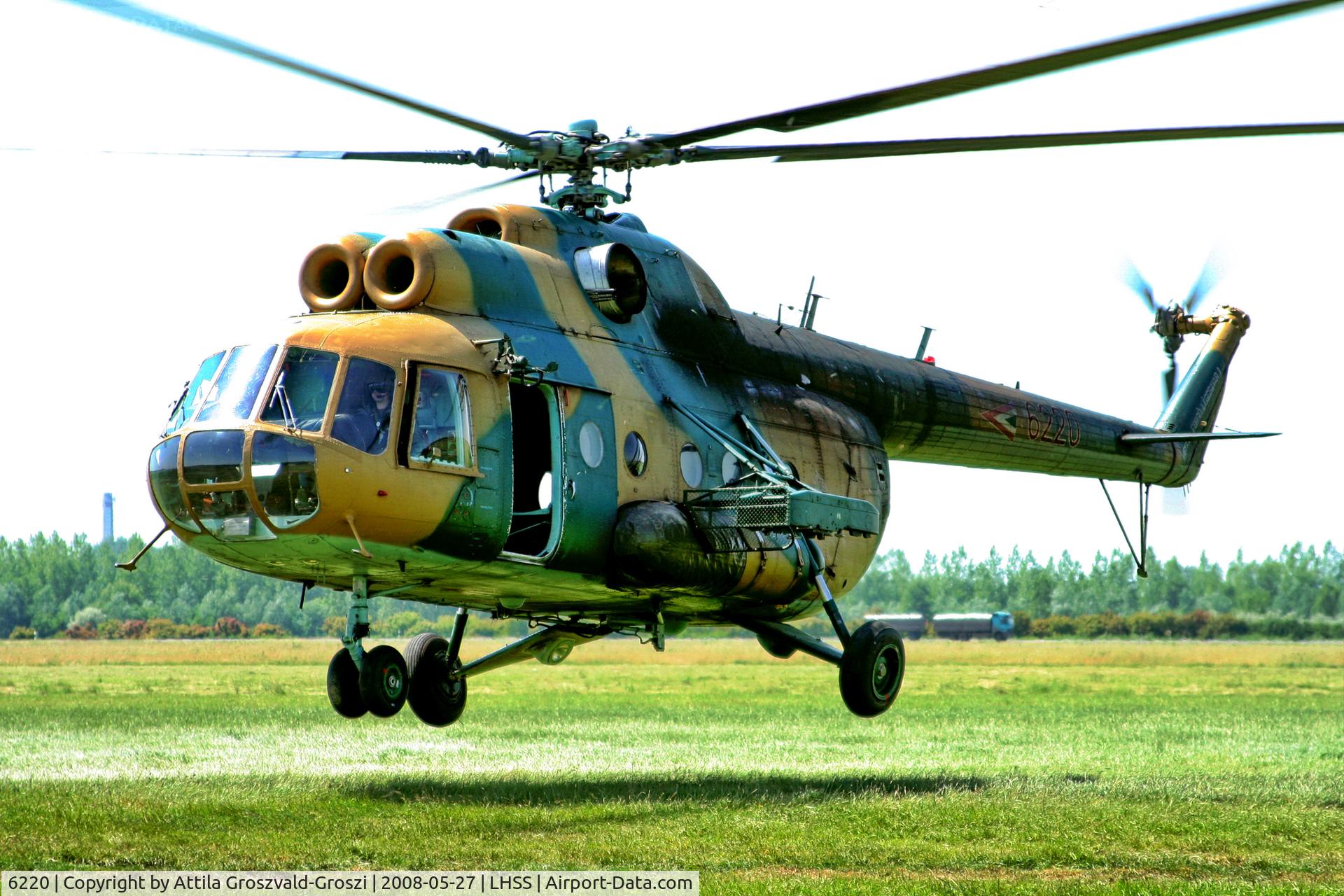 6220, 1980 Mil Mi-8T Hip C/N 226220, LHSS - Szolnok-Szandaszölös Airport, Hungary