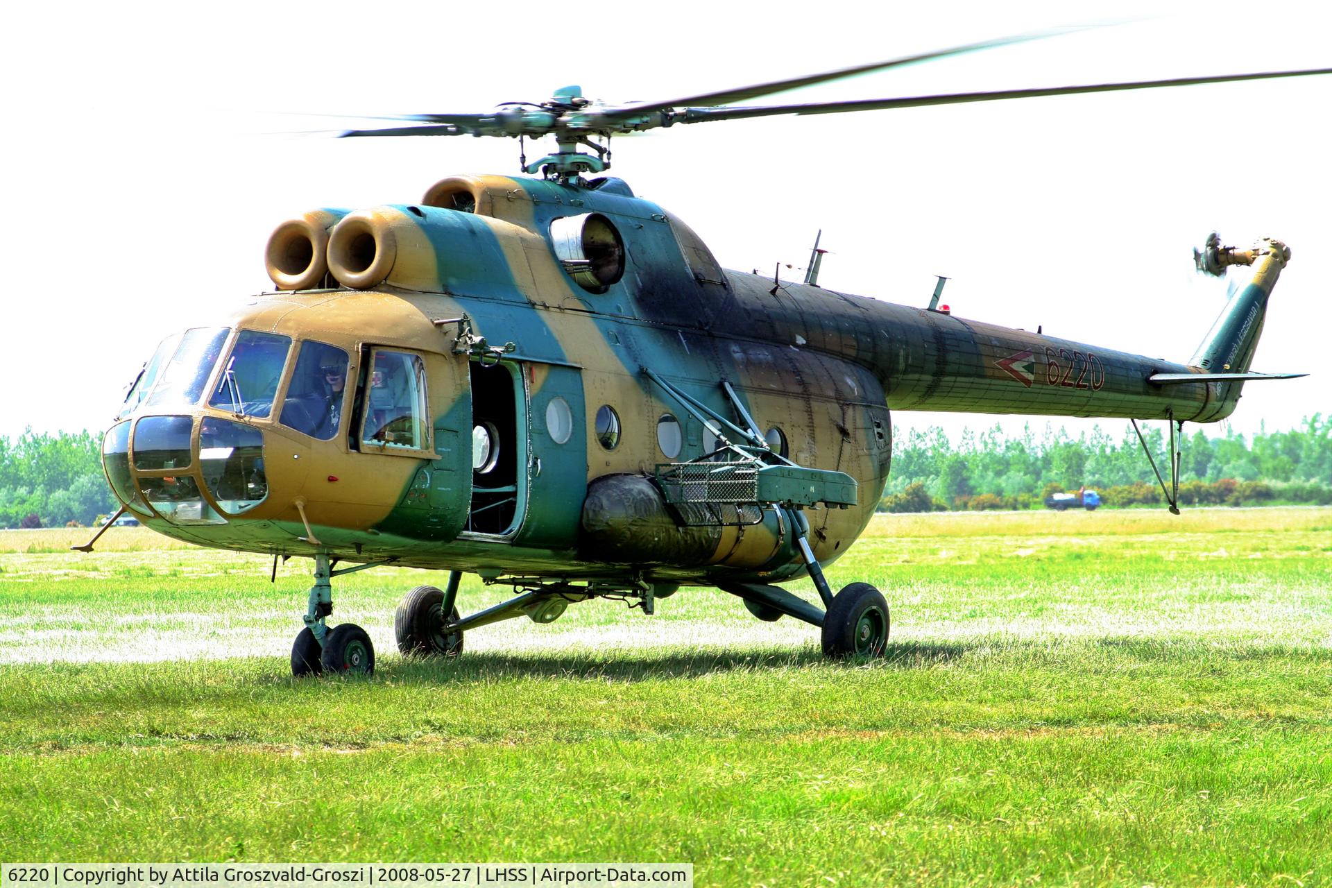 6220, 1980 Mil Mi-8T Hip C/N 226220, LHSS - Szolnok-Szandaszölös Airport, Hungary