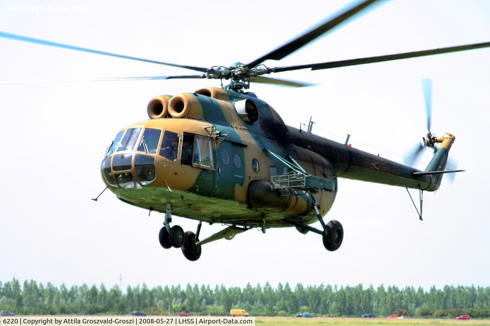 6220, 1980 Mil Mi-8T Hip C/N 226220, LHSS - Szolnok-Szandaszölös Airport, Hungary