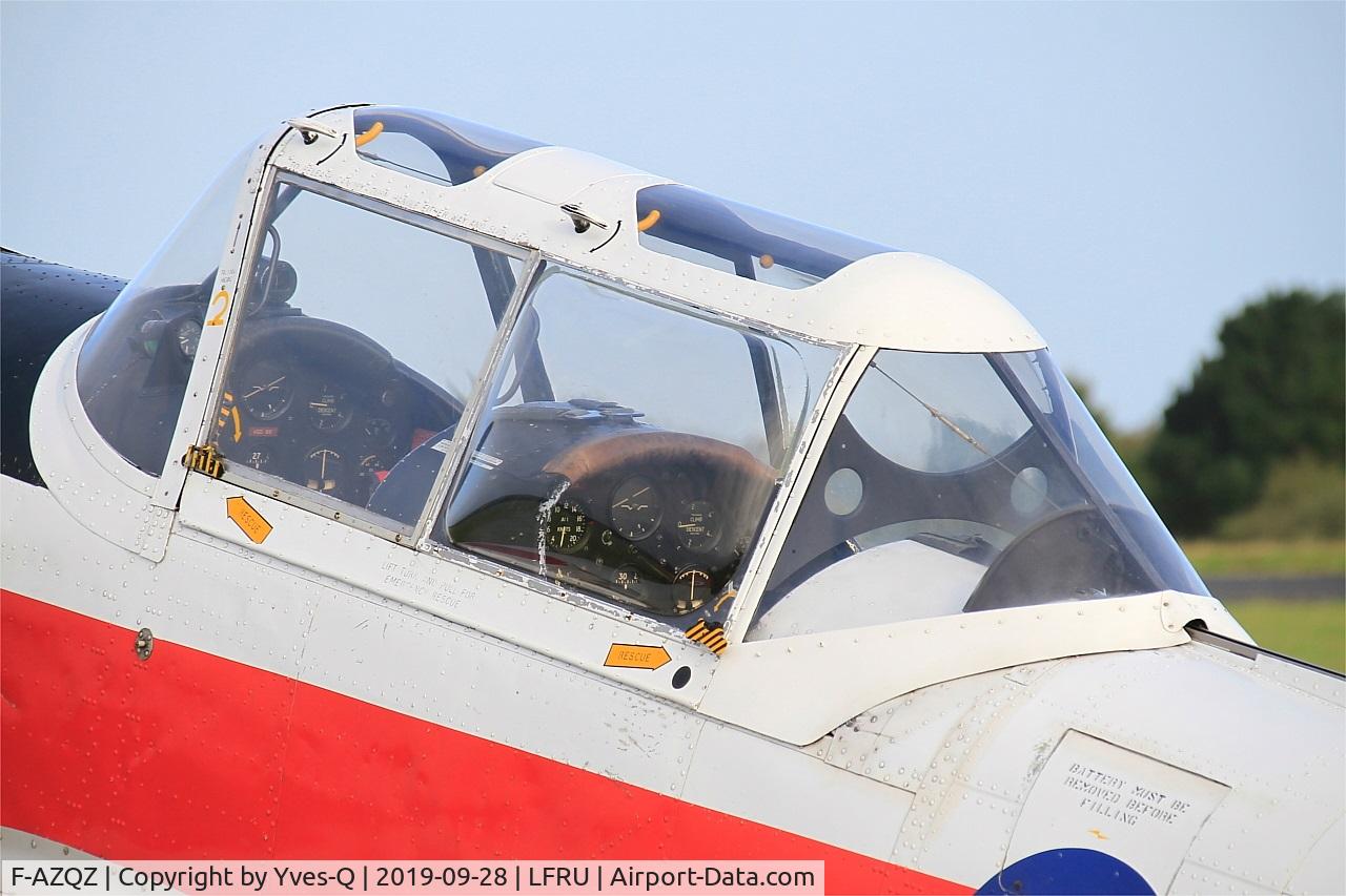 F-AZQZ, 1953 De Havilland DHC-1 Chipmunk T.10 C/N C1/0916, De Havilland DHC-1 Chipmunk T.10, Cockpit close up view, Morlaix-Ploujean airport (LFRU-MXN)