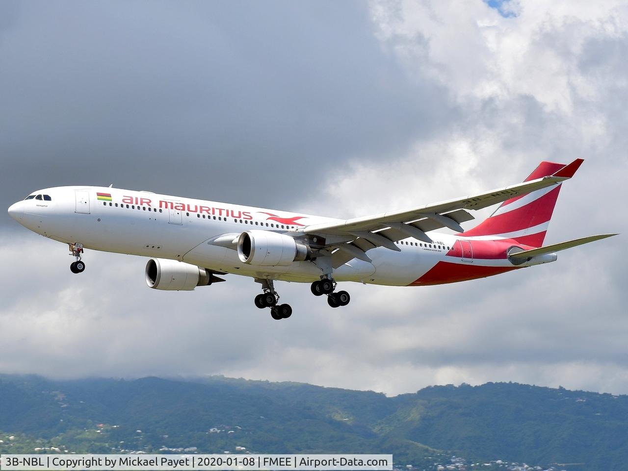 3B-NBL, 2009 Airbus A330-202 C/N 1057, Landing rwy 14