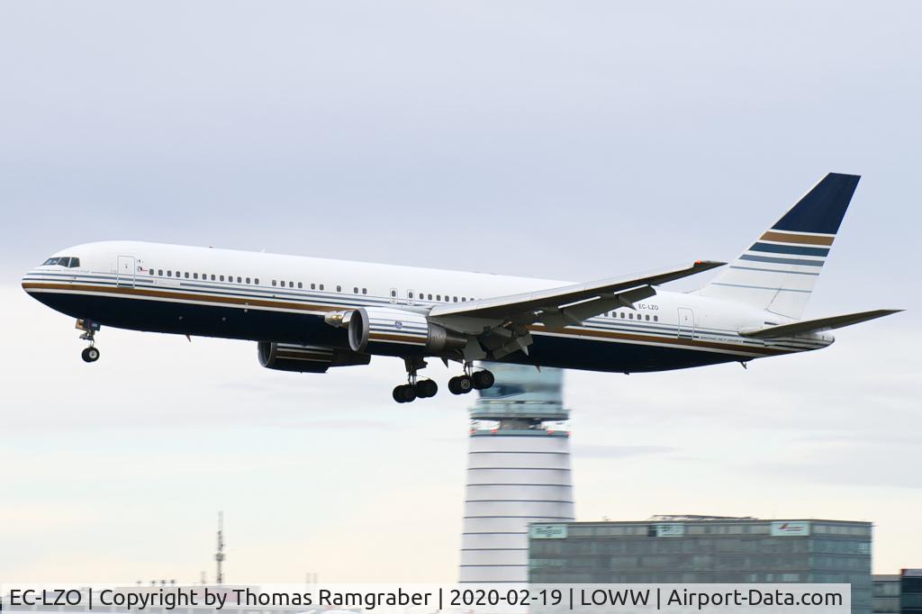 EC-LZO, 1995 Boeing 767-35D/ER C/N 27902, Privilege Style Boeing 767-300