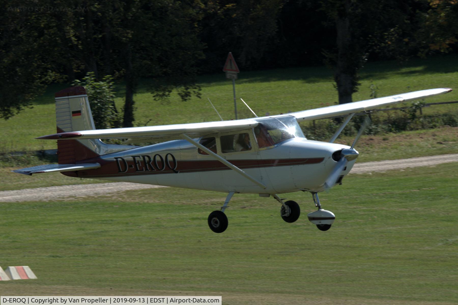D-EROQ, 1958 Cessna 172 C/N 46233, Cessna 172 Skyhawk landing at Hahnweide airfield, Germany. OTT 2019