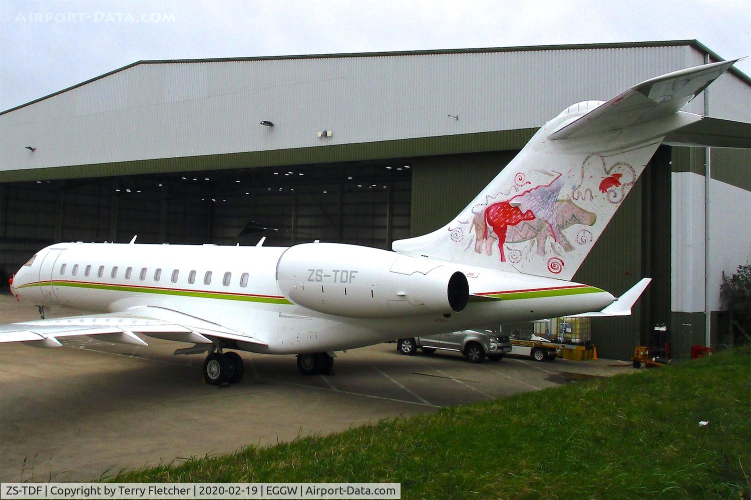 ZS-TDF, 2014 Bombardier BD-700-1A10 Global 6000 C/N 9603, At Luton