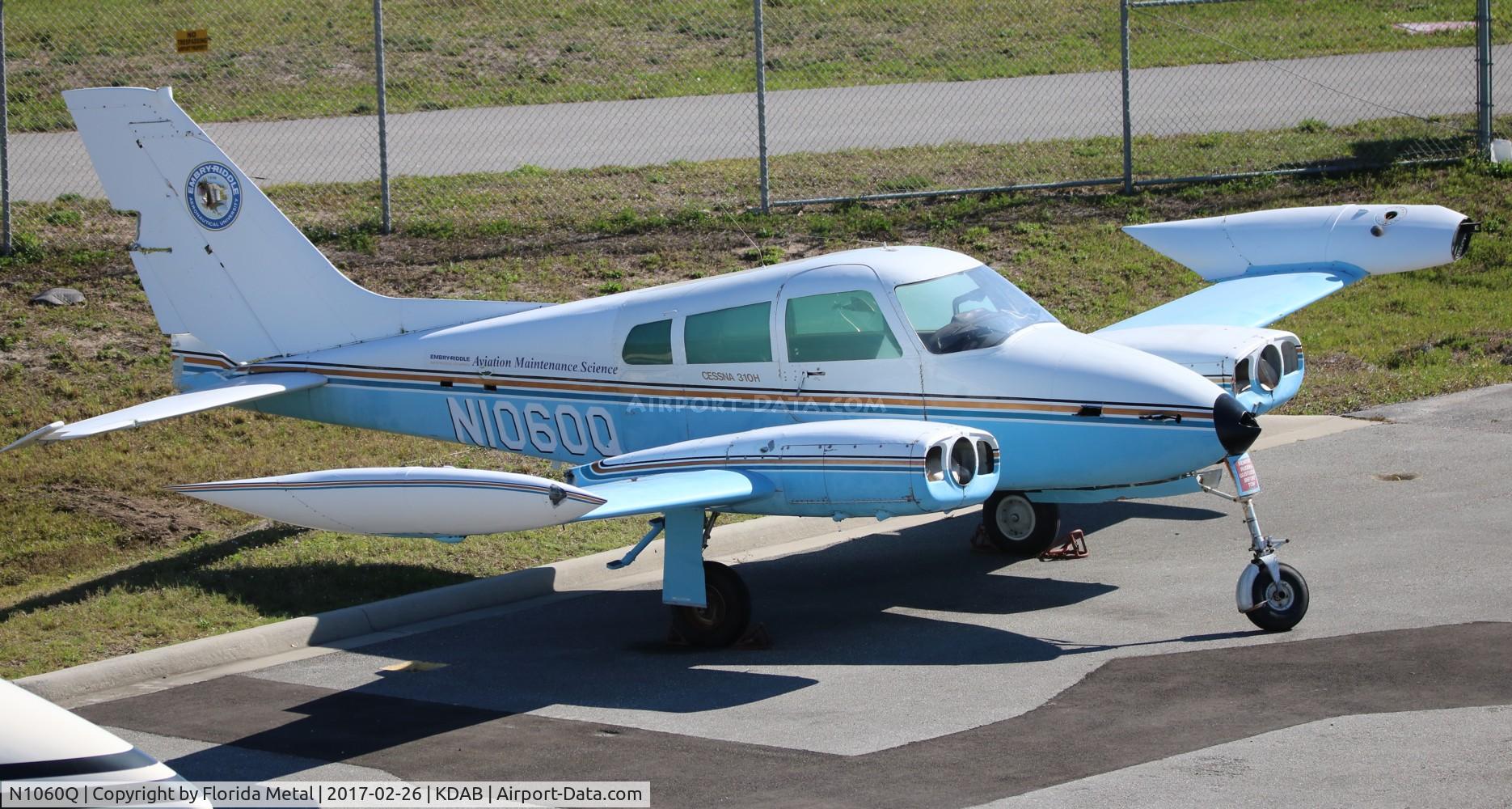 N1060Q, 1963 Cessna 310H C/N 310H0060, Cessna 310H