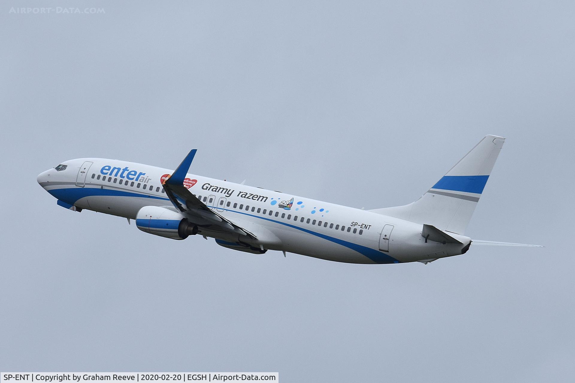 SP-ENT, 2000 Boeing 737-8AS C/N 29926, Departing from Norwich.