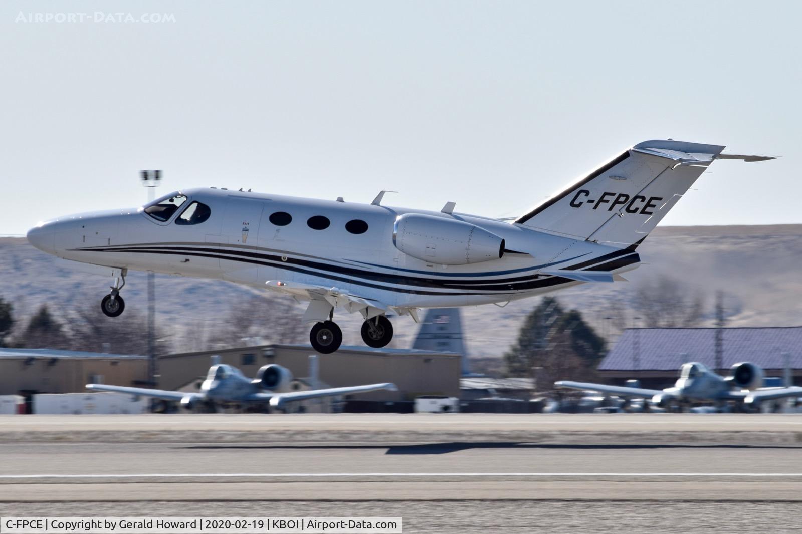 C-FPCE, 2008 Cessna 510 Citation Mustang C/N 510-0151, Take off from 10L.