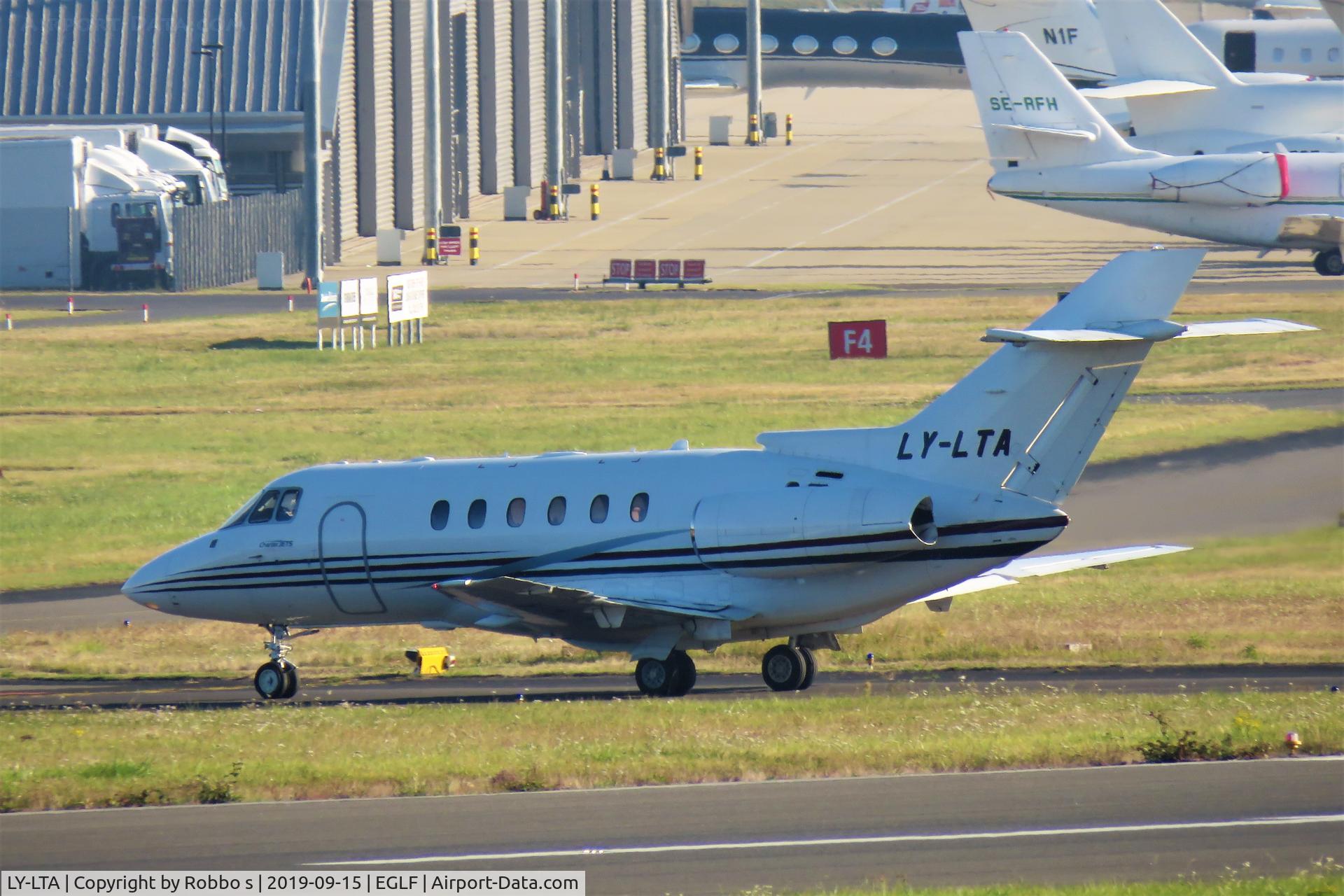 LY-LTA, 2006 Raytheon Hawker 800XP C/N 258760, LY-LTA Hawker 800 XP at Farnborough Airport.