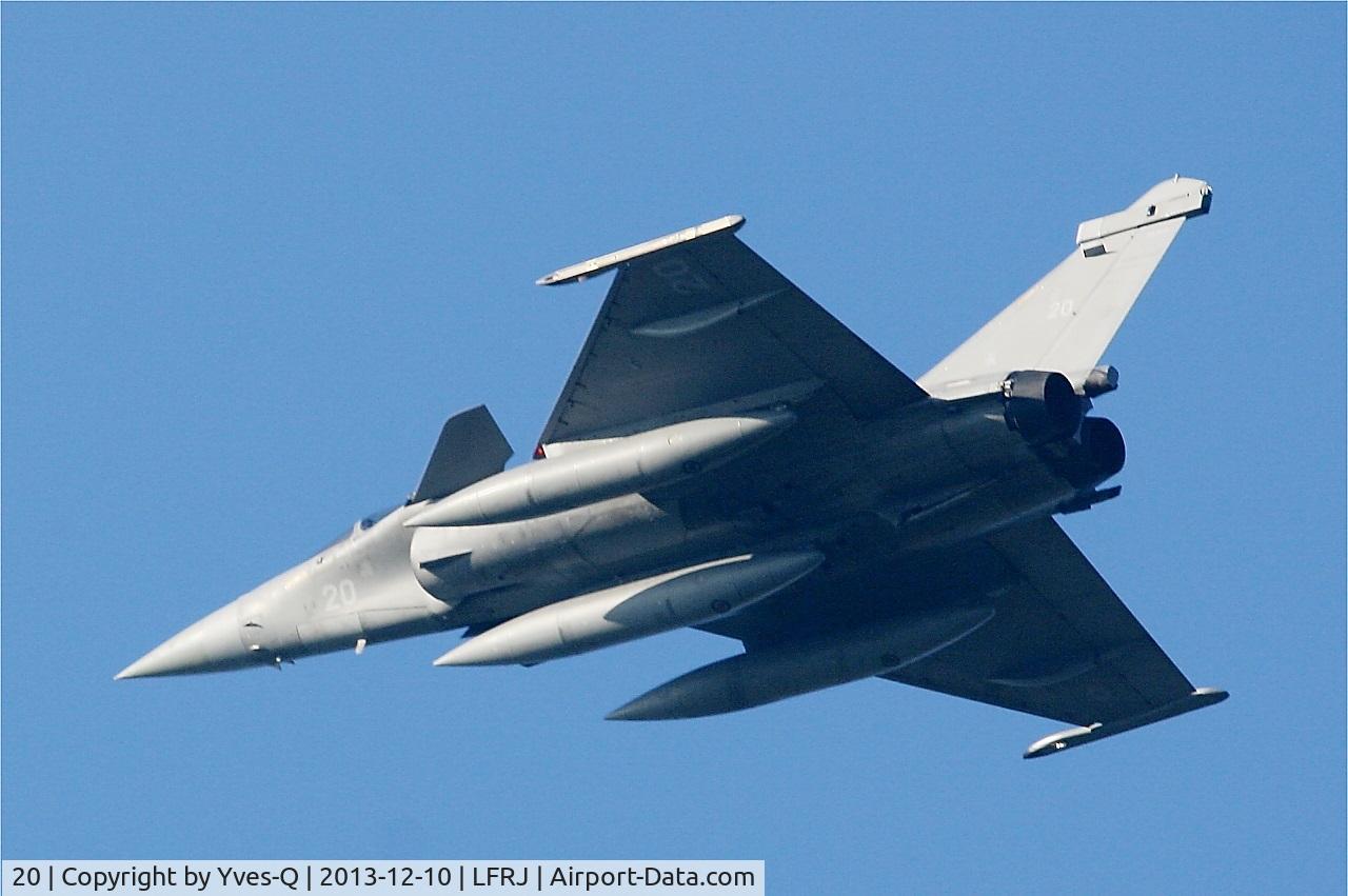 20, Dassault Rafale M C/N 20, Dassault Rafale M, Flight over Landivisiau naval air base (LFRJ)