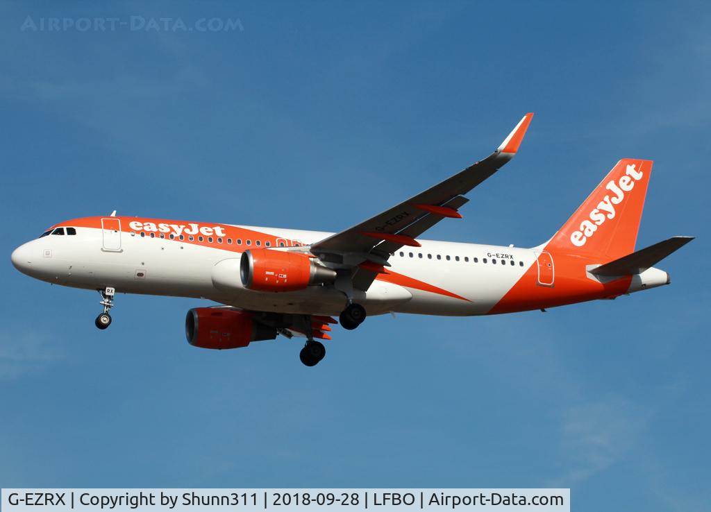 G-EZRX, 2018 Airbus A320-214 C/N 8321, Landing rwy 32L
