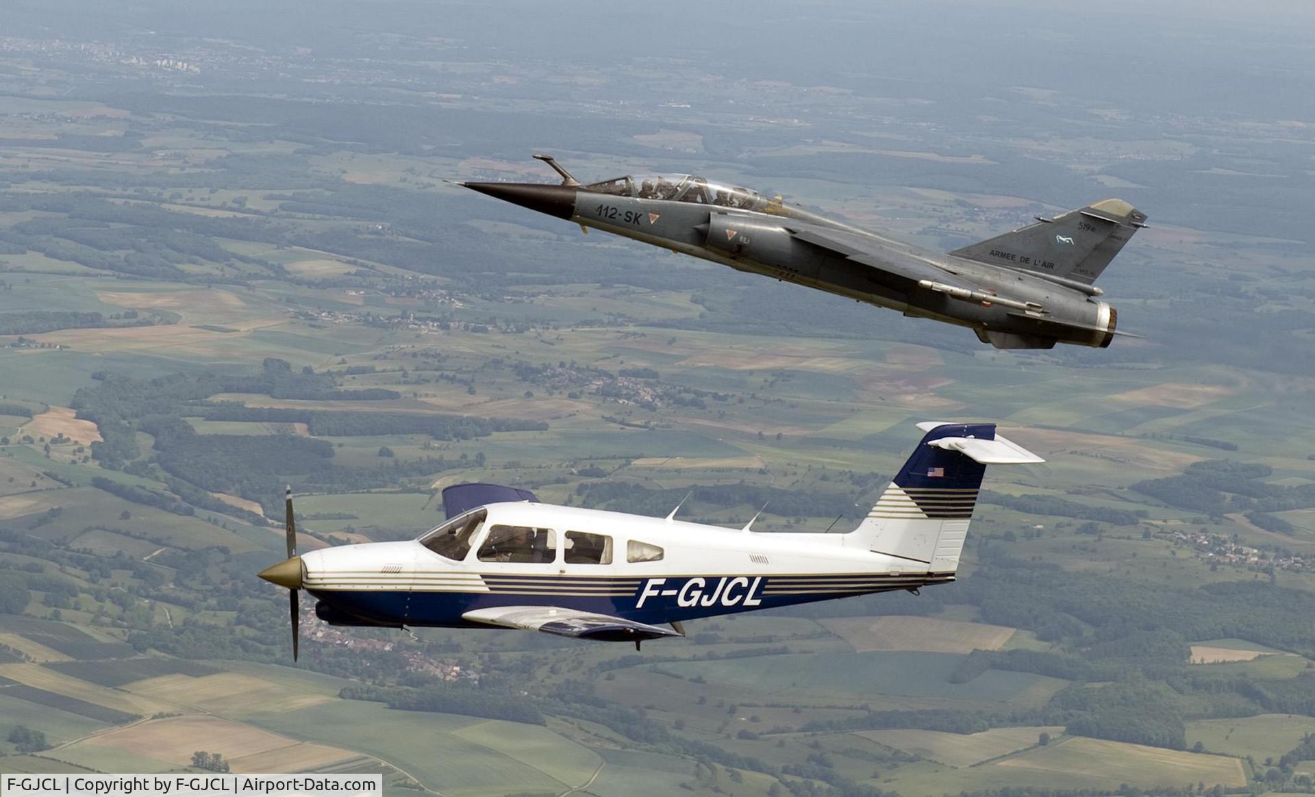 F-GJCL, Piper PA-28RT-201T Arrow IV C/N 28R-8131004, Piper PA-28RT-201T