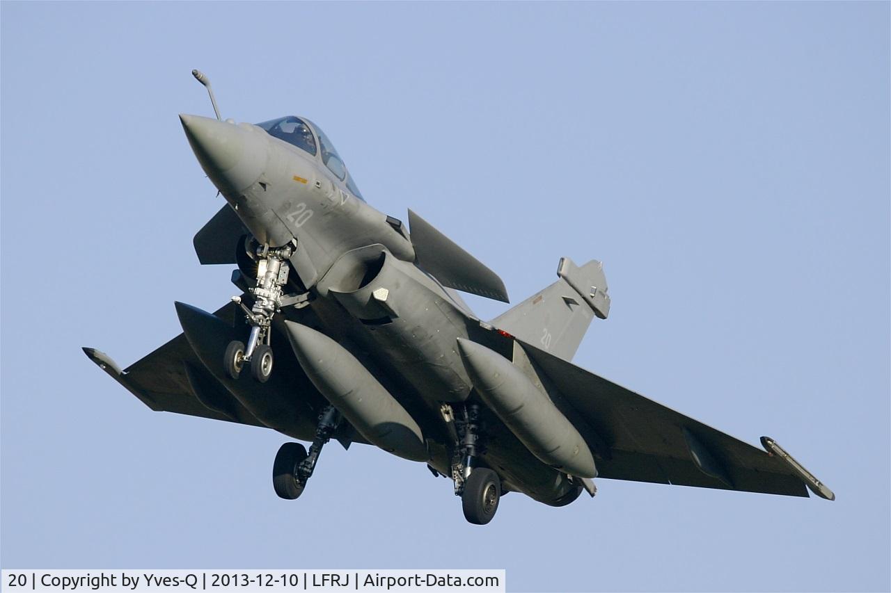 20, Dassault Rafale M C/N 20, Dassault Rafale M, On final rwy 26, Landivisiau Naval Air Base (LFRJ)