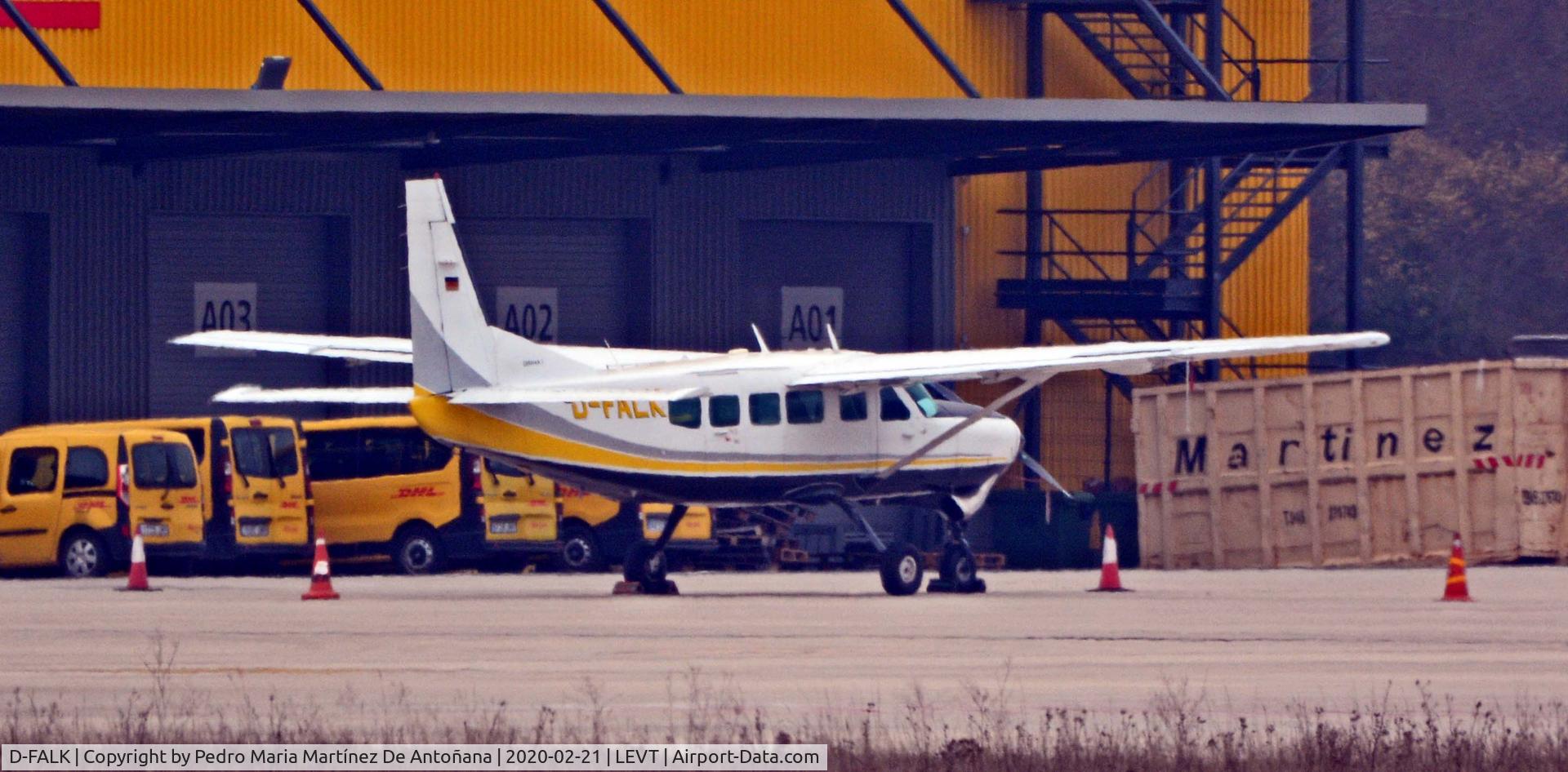 D-FALK, 1985 Cessna 208 Caravan 1 C/N 208-00023, Aeropuerto de Foronda - Vitoria-Gasteiz - Euskadi - España