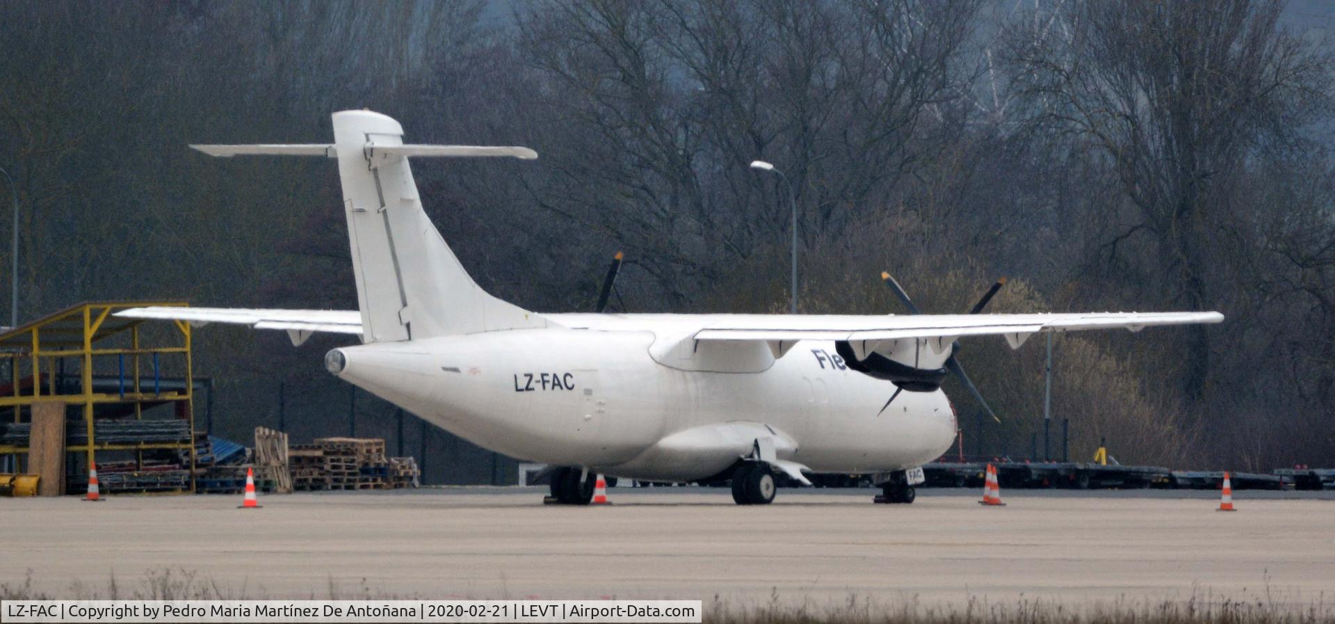 LZ-FAC, 1987 ATR 42-320(F) C/N 66, Aeropuerto de Foronda - Vitoria-Gasteiz - Euskadi - España