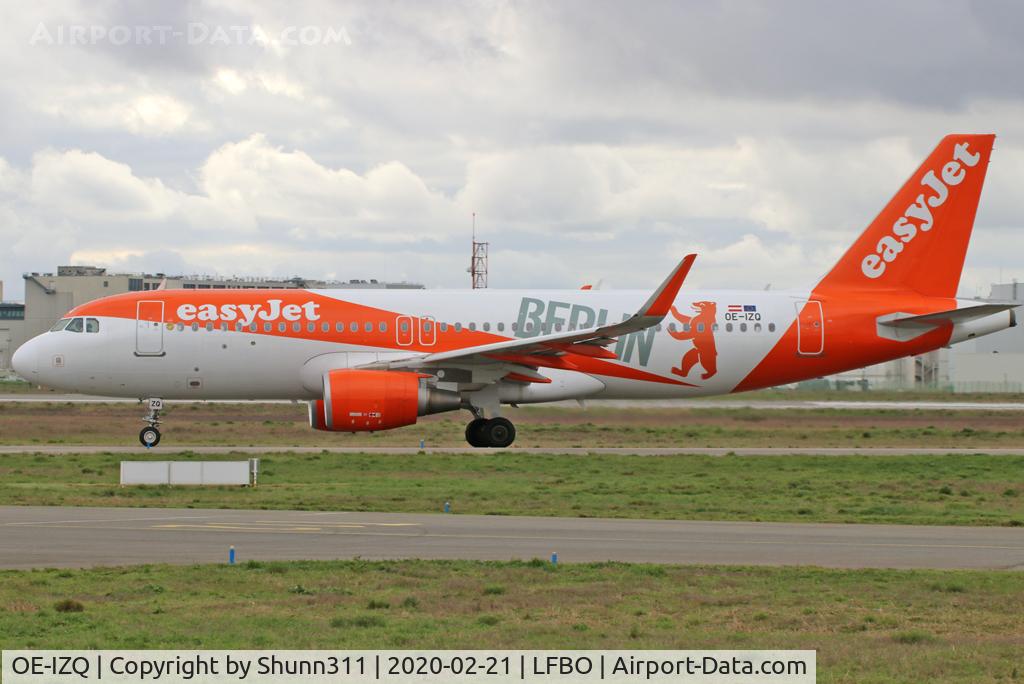 OE-IZQ, 2015 Airbus A320-214 C/N 6877, Taxiing holding point rwy 32R for departure... 'Berlin' c/s