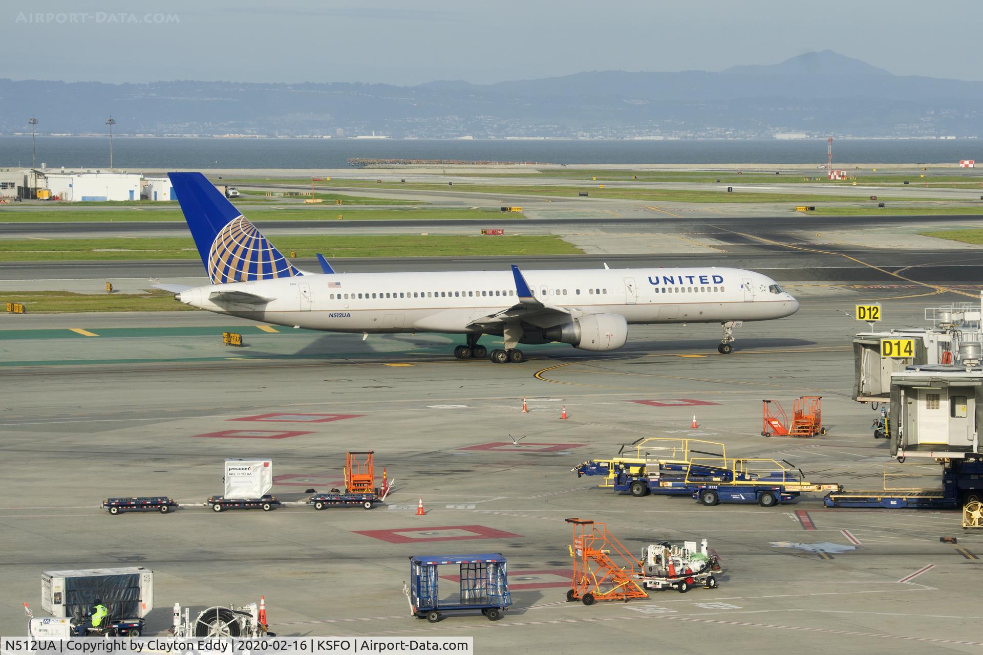 N512UA, 1990 Boeing 757-222 C/N 24809, Sky Terrace SFO 2020.