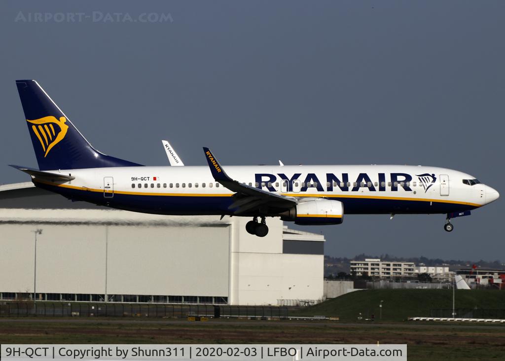 9H-QCT, 2016 Boeing 737-8AS C/N 44742, Landing rwy 14R