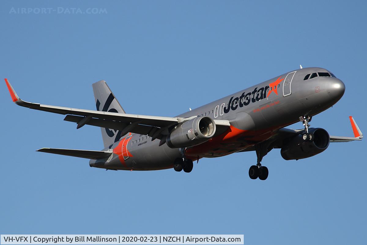 VH-VFX, 2013 Airbus A320-232 C/N 5871, from AKL