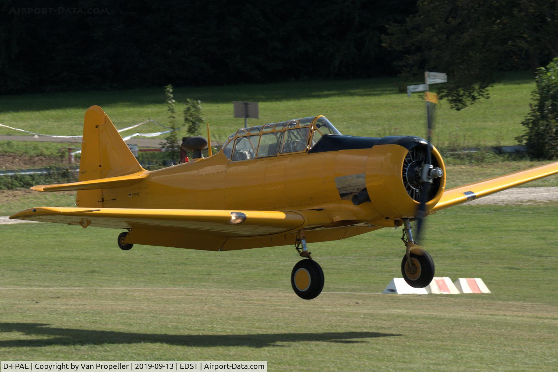 D-FPAE, 1949 North American T-6G Texan C/N 168-587, North American T-6G Texan landing at Hahnweide airfield, Germany. OTT 2019. Part of the Quax-Flieger collection