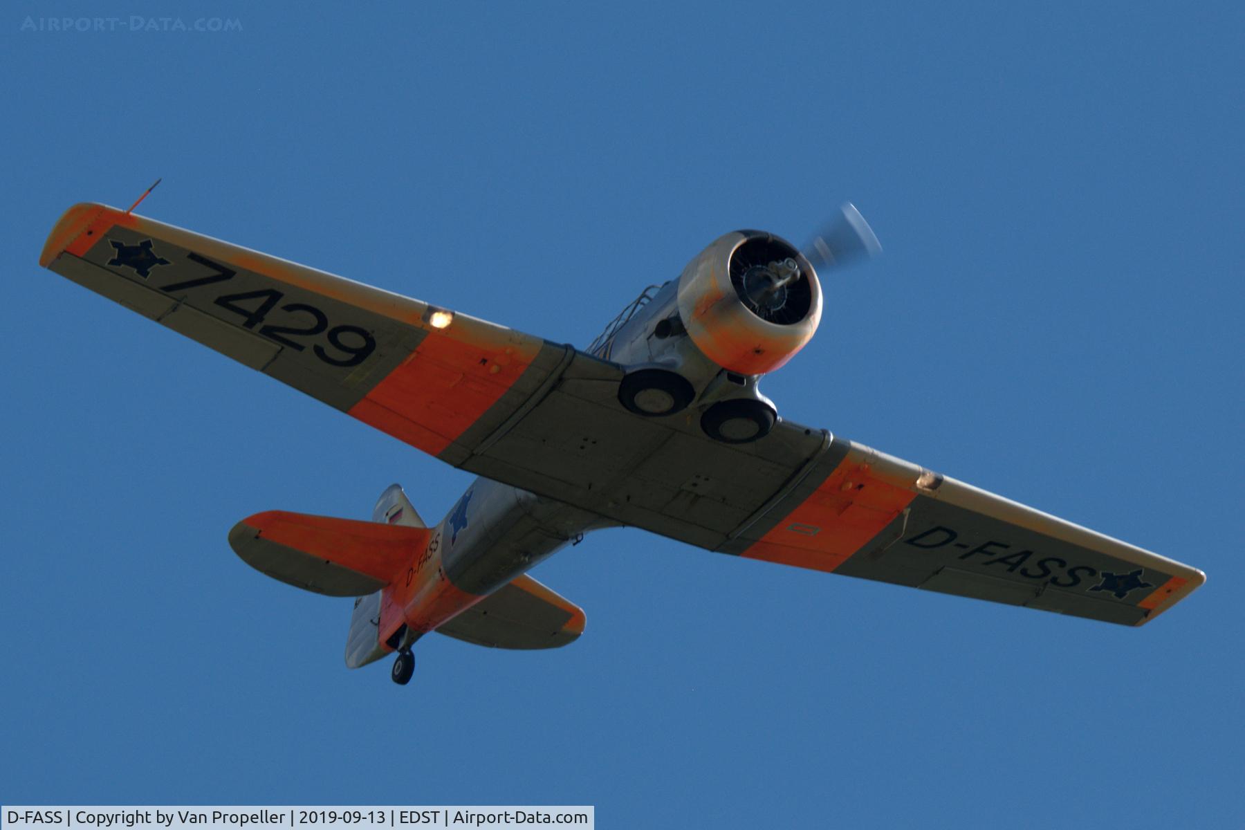 D-FASS, 1943 North American AT-6D Harvard III C/N 88-14383 (41-33820), North American Harvard Mk.III overshoot at Hahnweide airfirld, Germany. OTT 2019