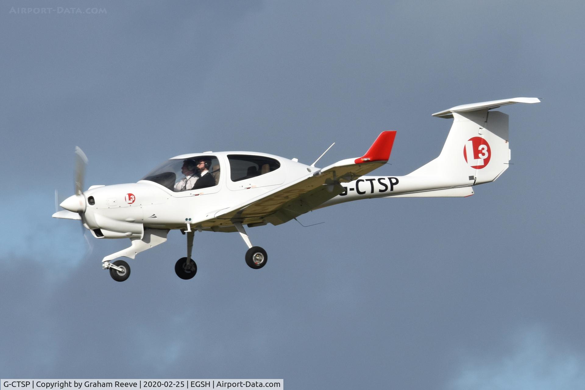 G-CTSP, 2016 Diamond DA-40NG Diamond Star C/N 40.N309, Landing at Norwich.