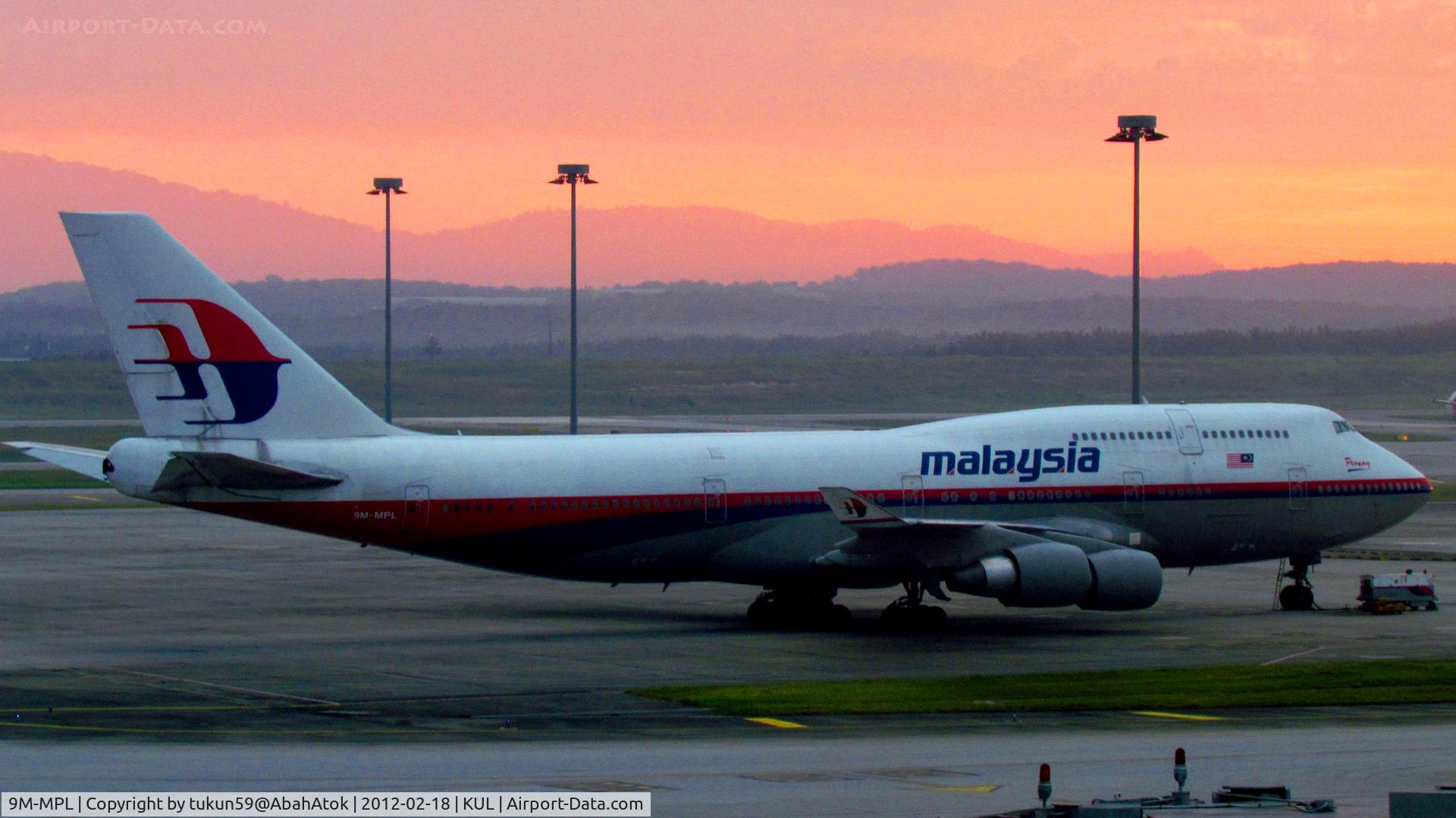 9M-MPL, 1998 Boeing 747-4H6 C/N 28428, KUL-KLIA