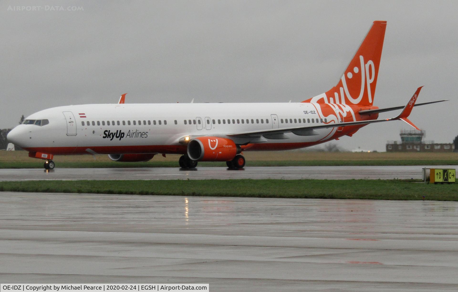OE-IDZ, 2008 Boeing 737-96NER C/N 35227, Arriving back from an air test following respray by Air Livery. She later departed to Lasham (QLA) for delivery to SkyUp as UR-SQK.