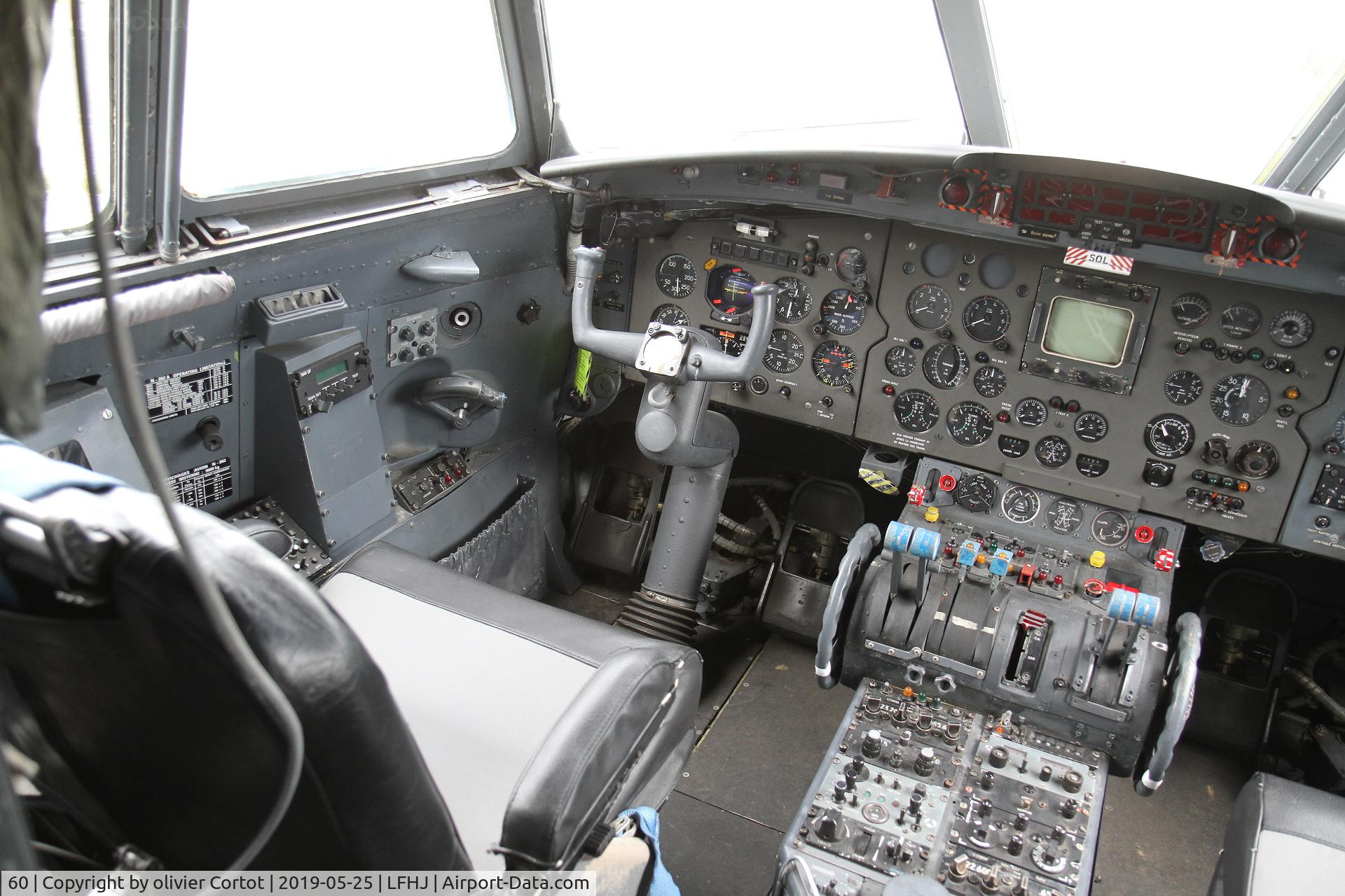 60, Aerospatiale N-262A-29 Fregate C/N 60, the cockpit
