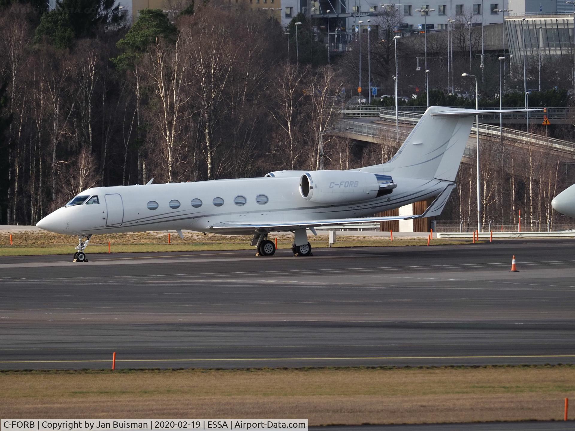 C-FORB, 2008 Bombardier Challenger 300 (BD-100-1A10) C/N 20176, Chartright Air