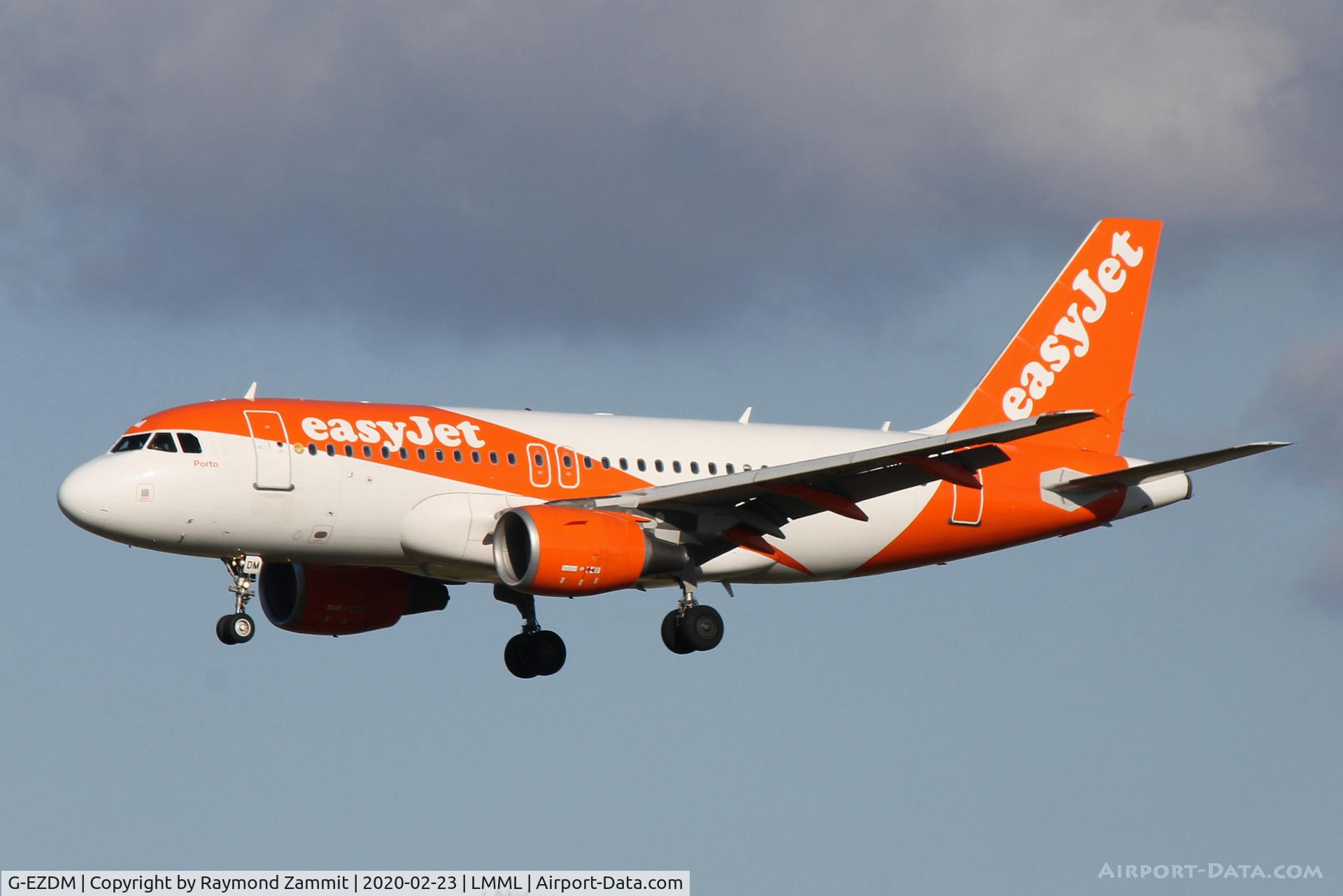 G-EZDM, 2008 Airbus A319-111 C/N 3571, A319 G-EZDM Easyjet