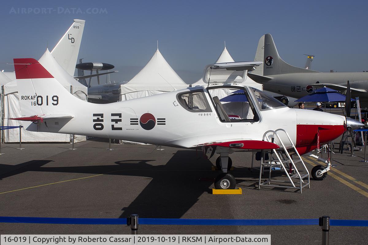 16-019, Korean Aerospace Industries KT-100 Naraon C/N Not found 16-019, Seoul ADEX 2019