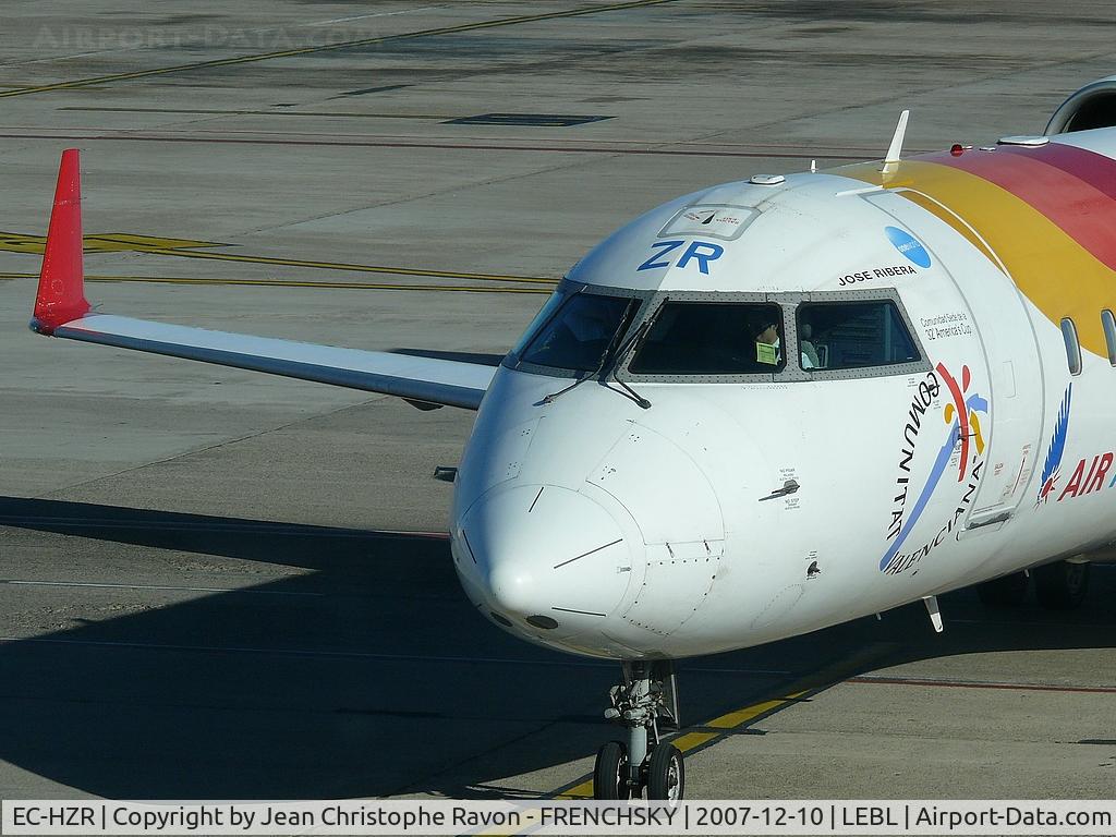 EC-HZR, Canadair CRJ-200ER (CL-600-2B19) C/N 7547, 