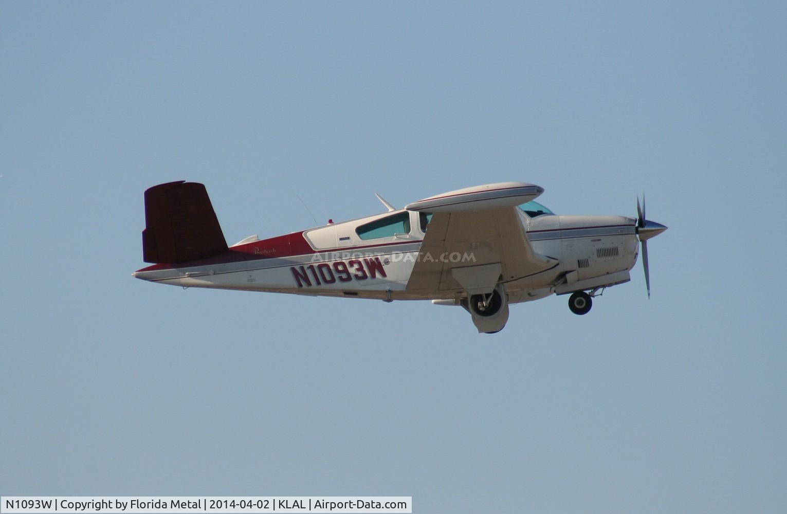 N1093W, 1973 Beech V35B Bonanza C/N D-9506, Bonanza 35