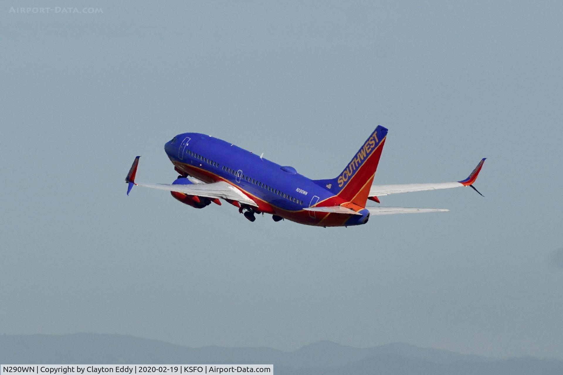 N290WN, 2007 Boeing 737-7H4 C/N 36632, SFO 2020.