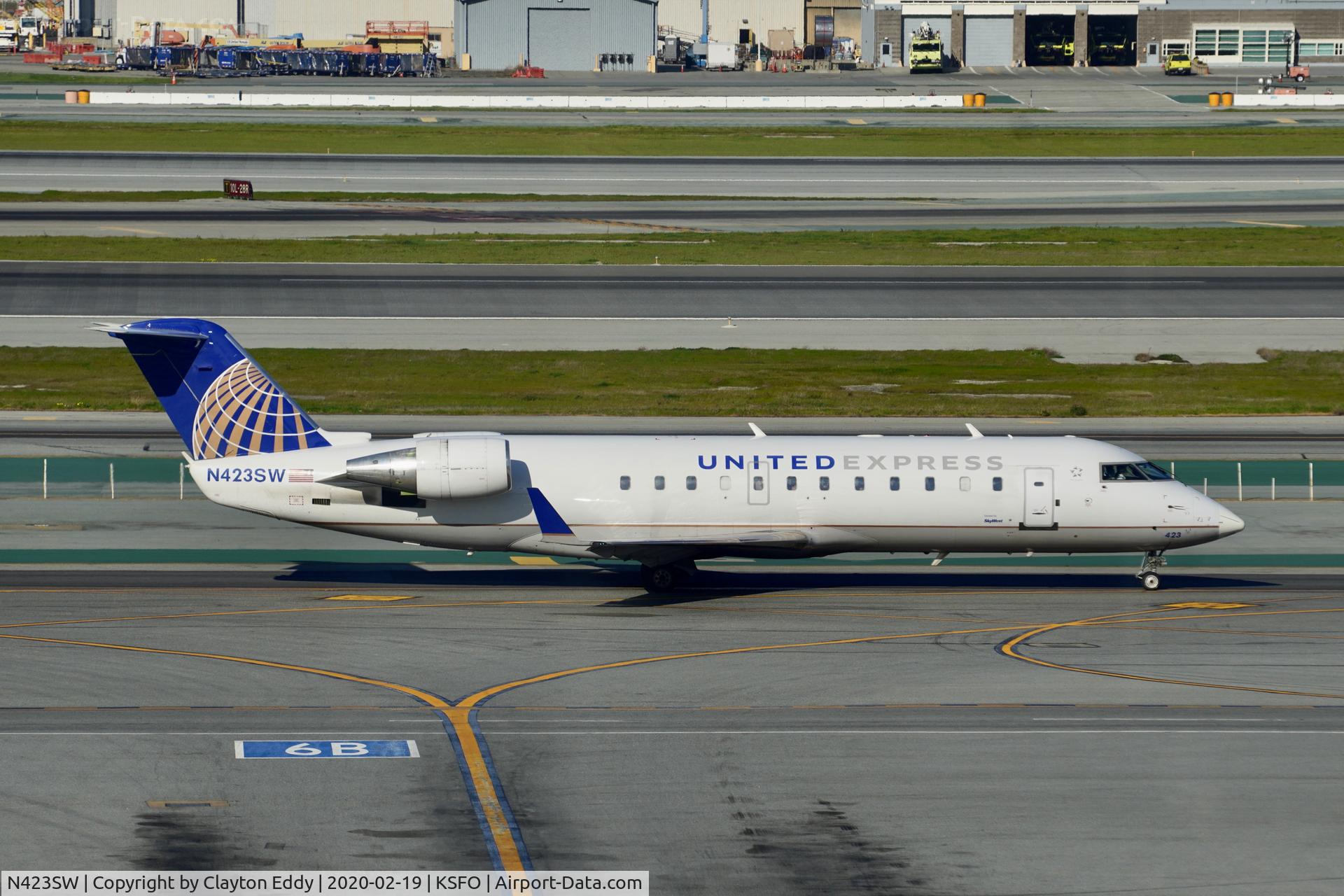 N423SW, 2000 Bombardier CRJ-200LR (CL-600-2B19) C/N 7456, SFO 2020.