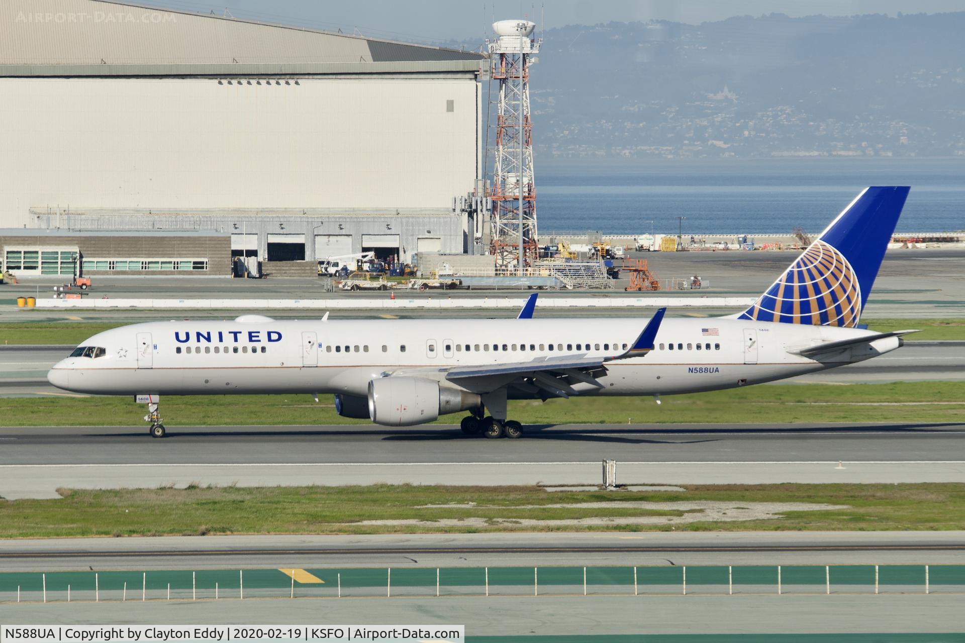N588UA, 1993 Boeing 757-222 C/N 26717, SFO 2020.