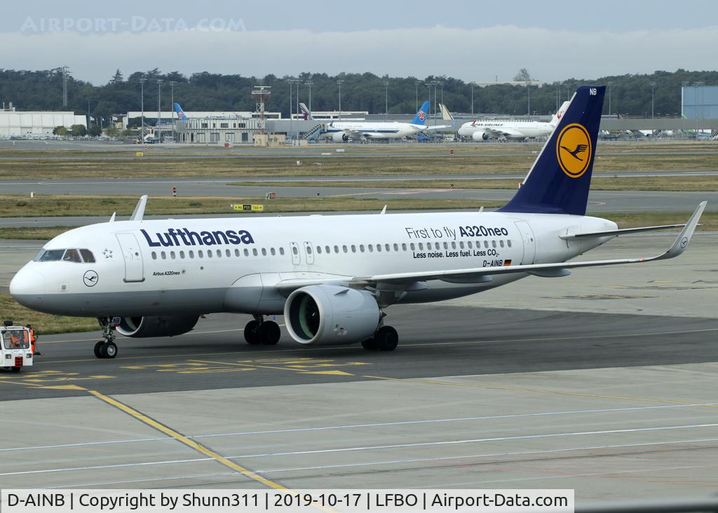 D-AINB, 2016 Airbus A320-271N C/N 6864, Push back for departure...