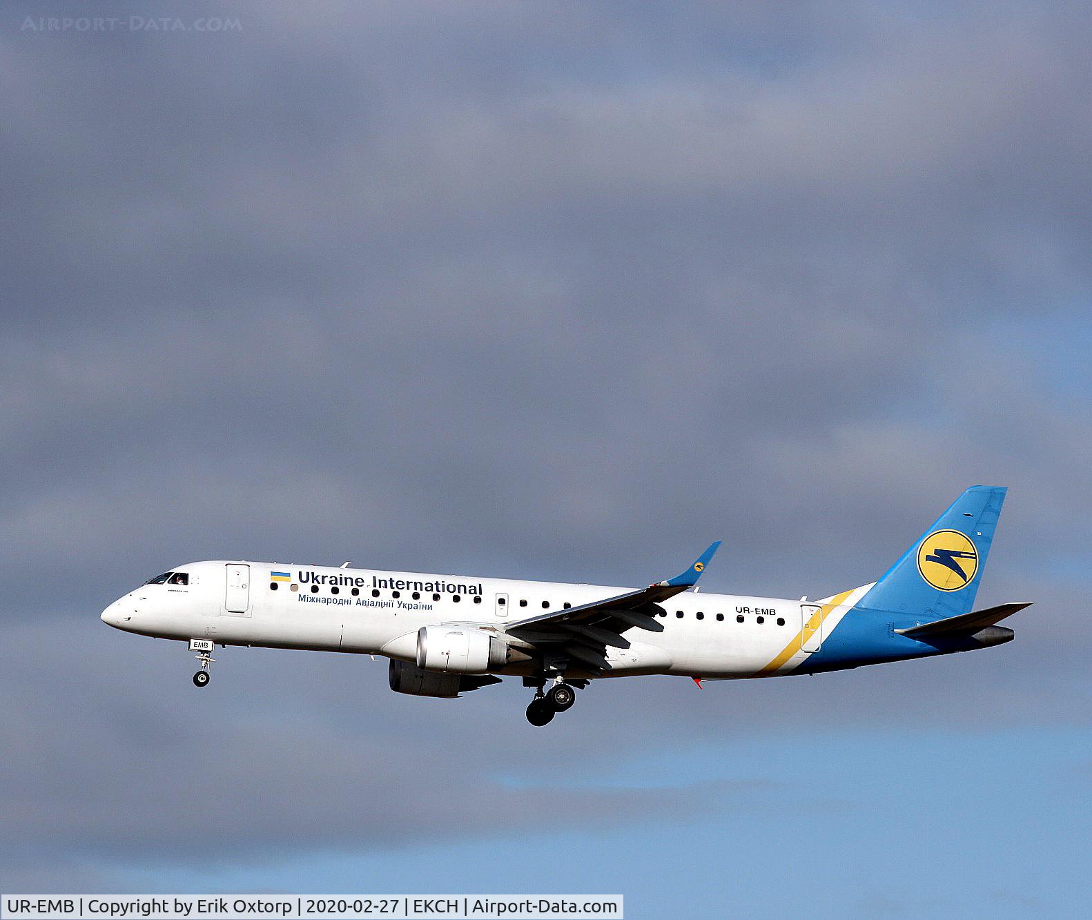 UR-EMB, 2012 Embraer 190STD (ERJ-190-100) C/N 19000501, UR-EMB landing rw 22L