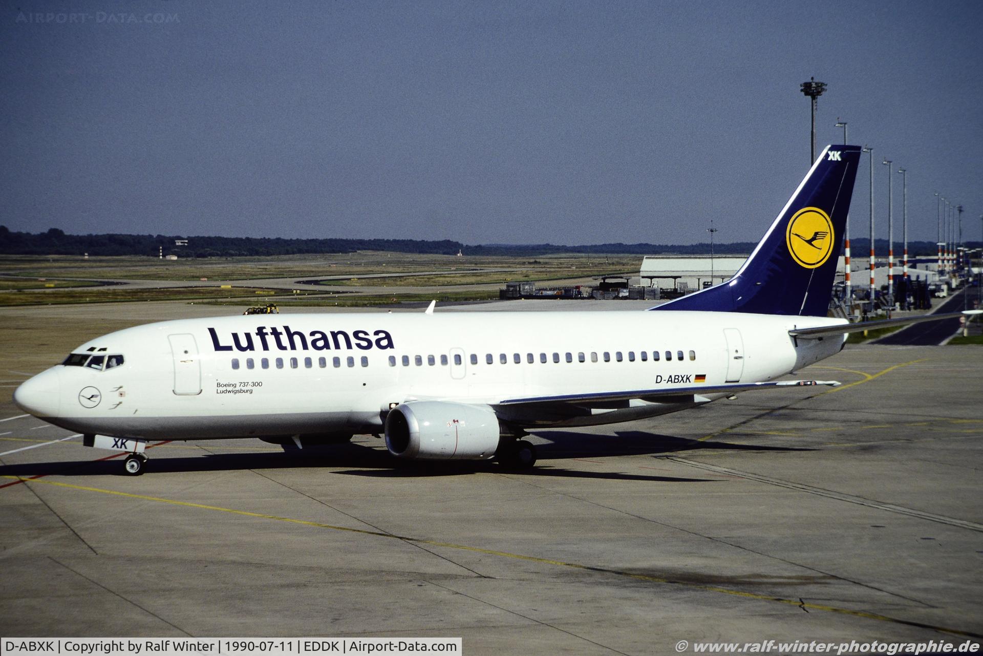 D-ABXK, 1986 Boeing 737-330 C/N 23530, Boeing 737-330 - LH DLH Lufthansa 'Ludwigsburg' - 23530 - D-ABXK - 11.07.1990 - CGN