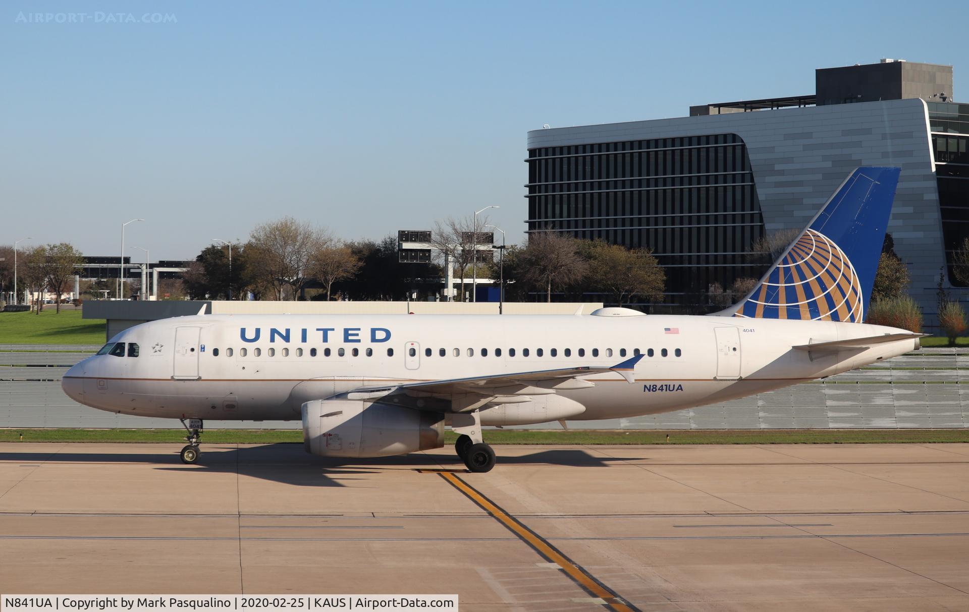 N841UA, 2001 Airbus A319-131 C/N 1545, Airbus A319-131