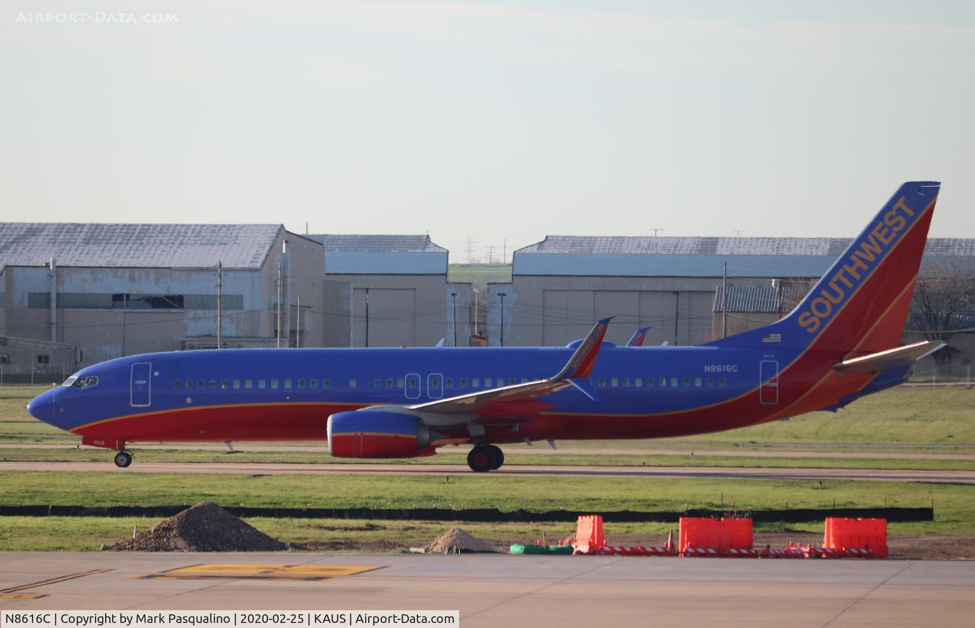N8616C, 2013 Boeing 737-8H4 C/N 36914, Boeing 737-8H4