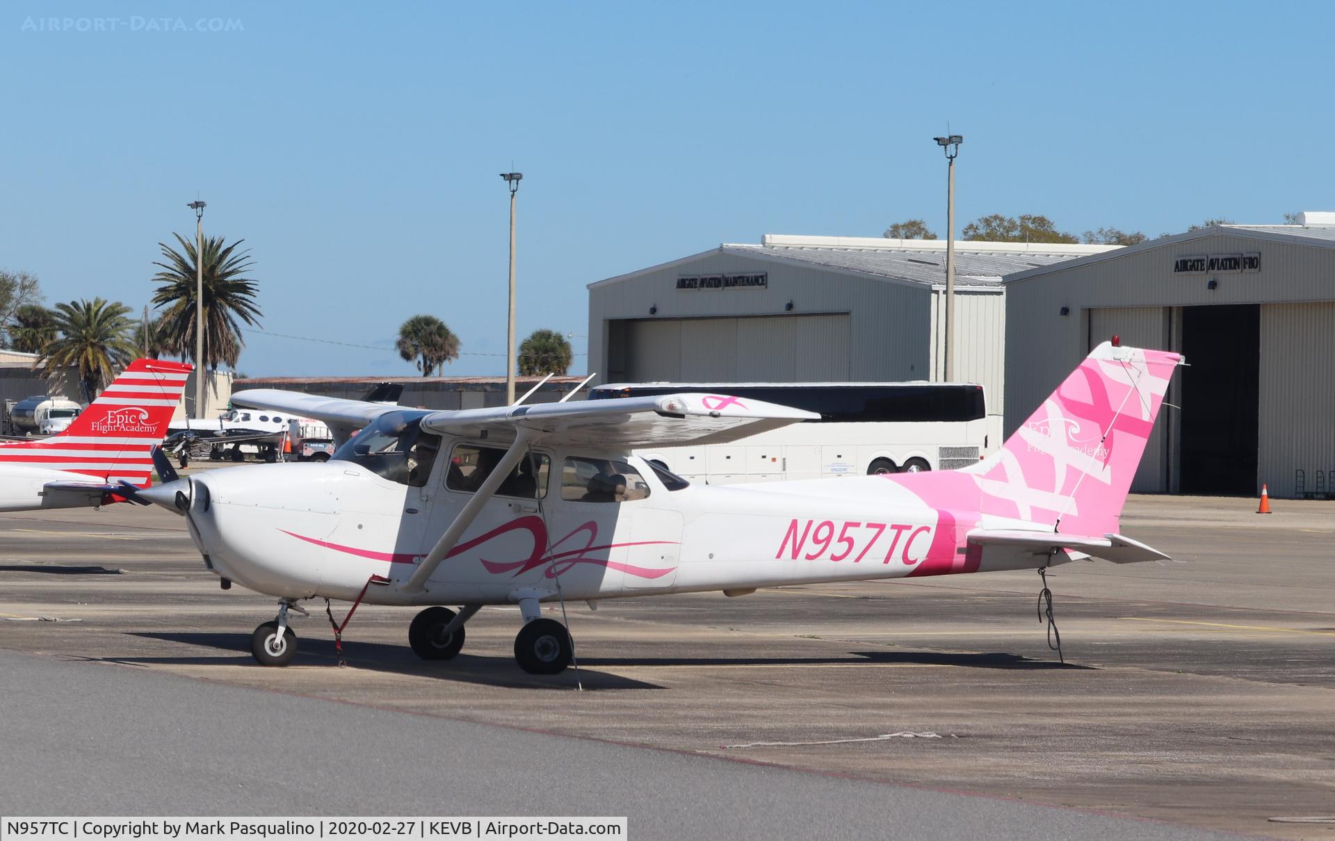 N957TC, 2005 Cessna 172S C/N 172S9957, Cessna 172S