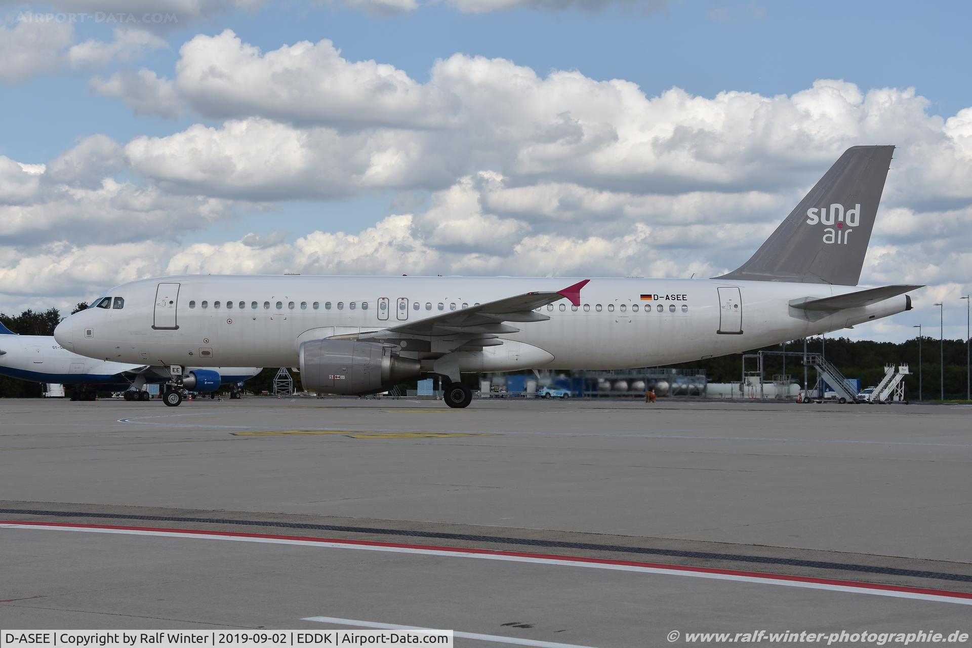 D-ASEE, 2011 Airbus A320-214 C/N 4953, Airbus A320-214 - SR SDR Sundair - 4953 - D-ASEE - 02.09.2019 - CGN