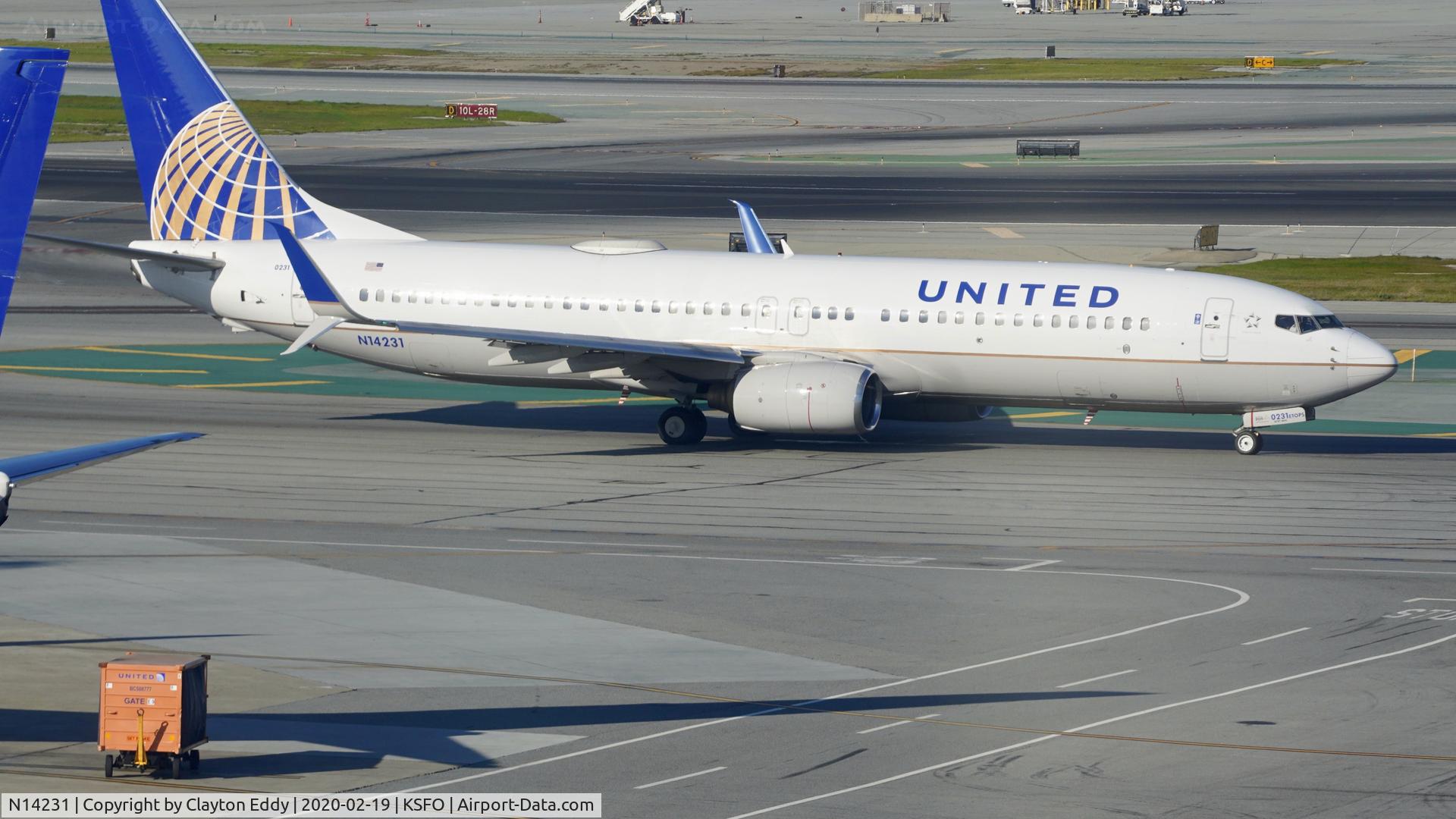 N14231, 1999 Boeing 737-824 C/N 28795, Sky Terrace SFO 2020.
