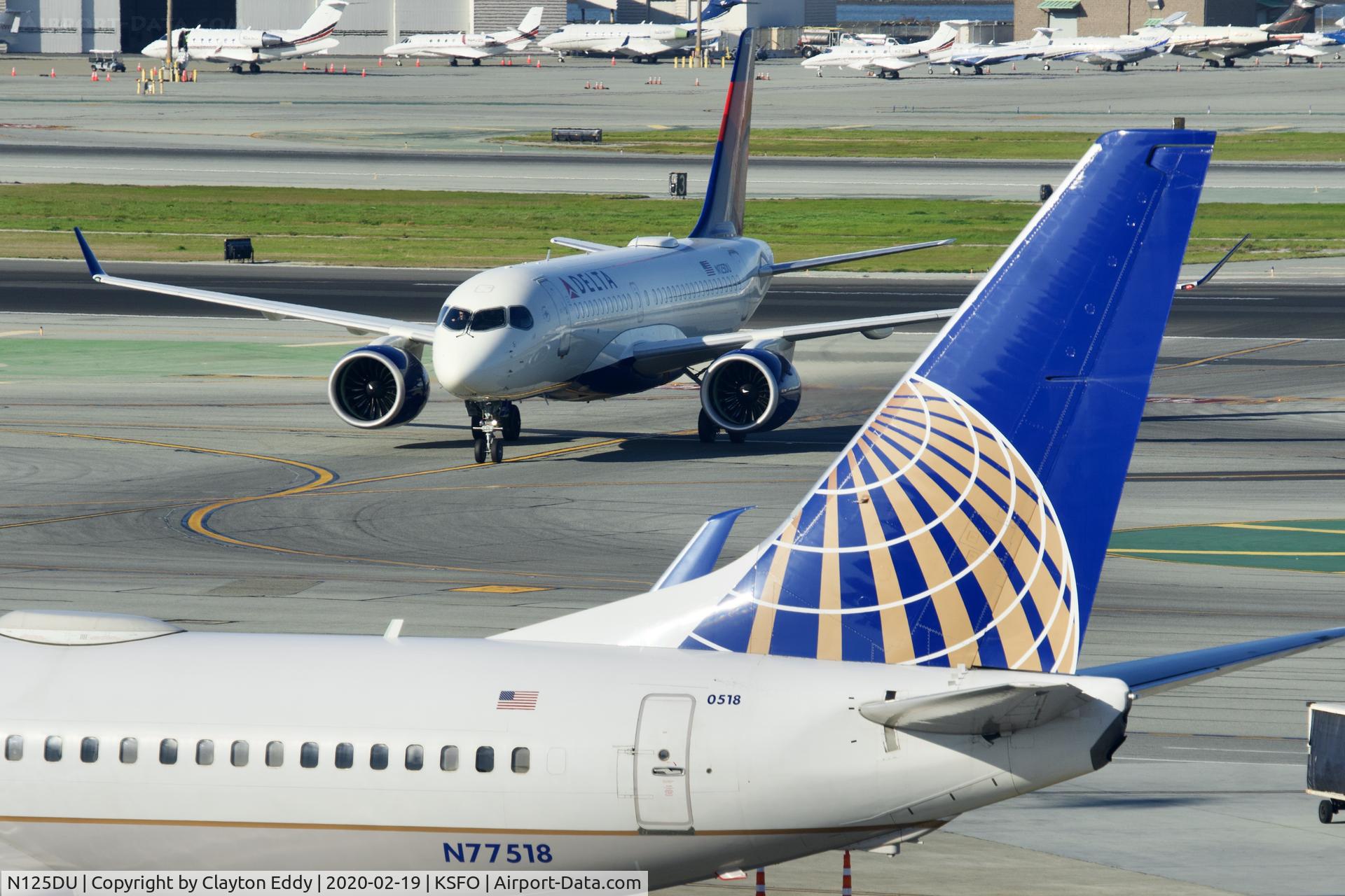 N125DU, 2019 Airbus A220-100 C/N 50044, Sky Terrace SFO 2020.
