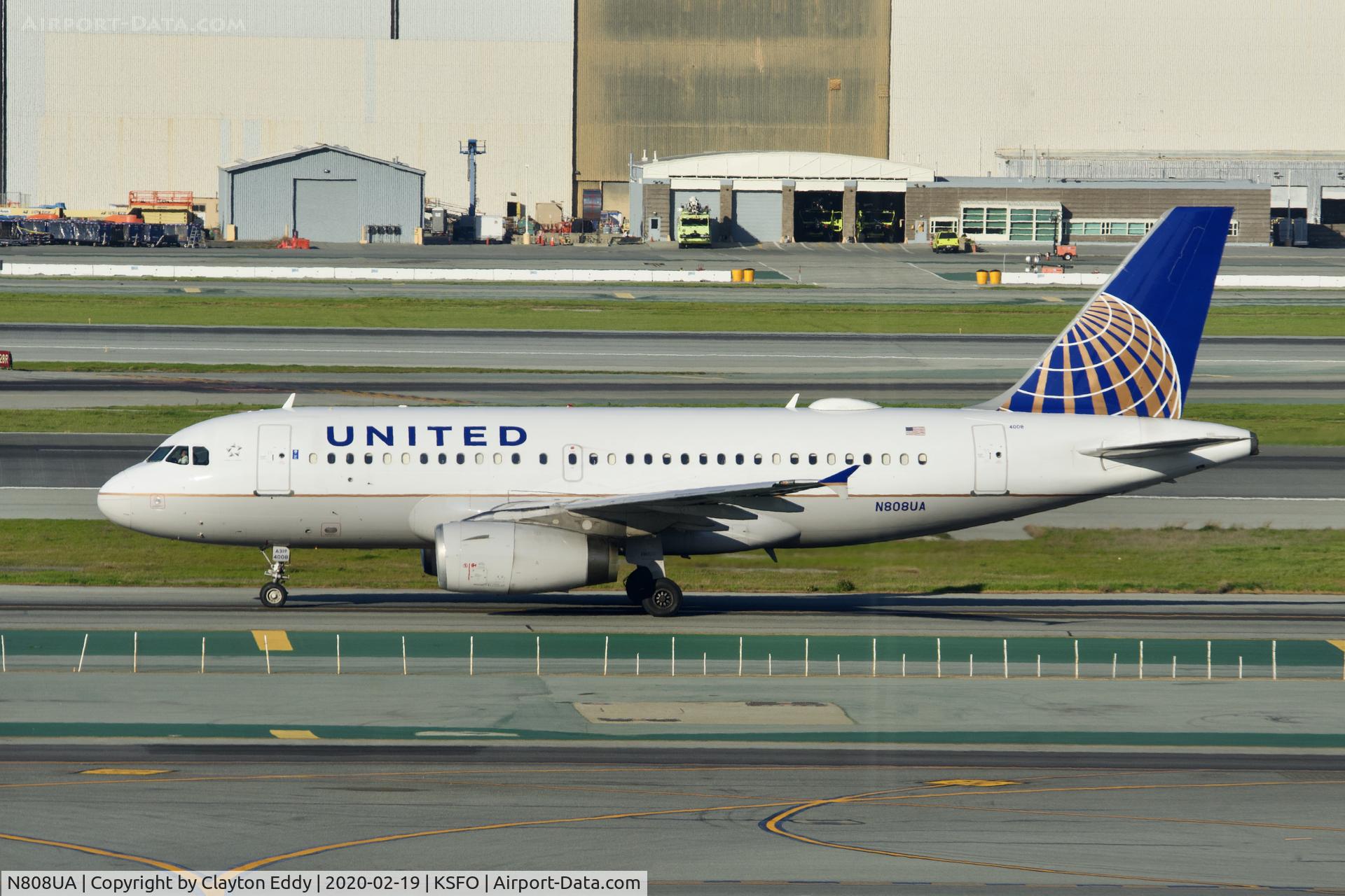 N808UA, 1998 Airbus A319-131 C/N 804, Sky Terrace SFO 2020.