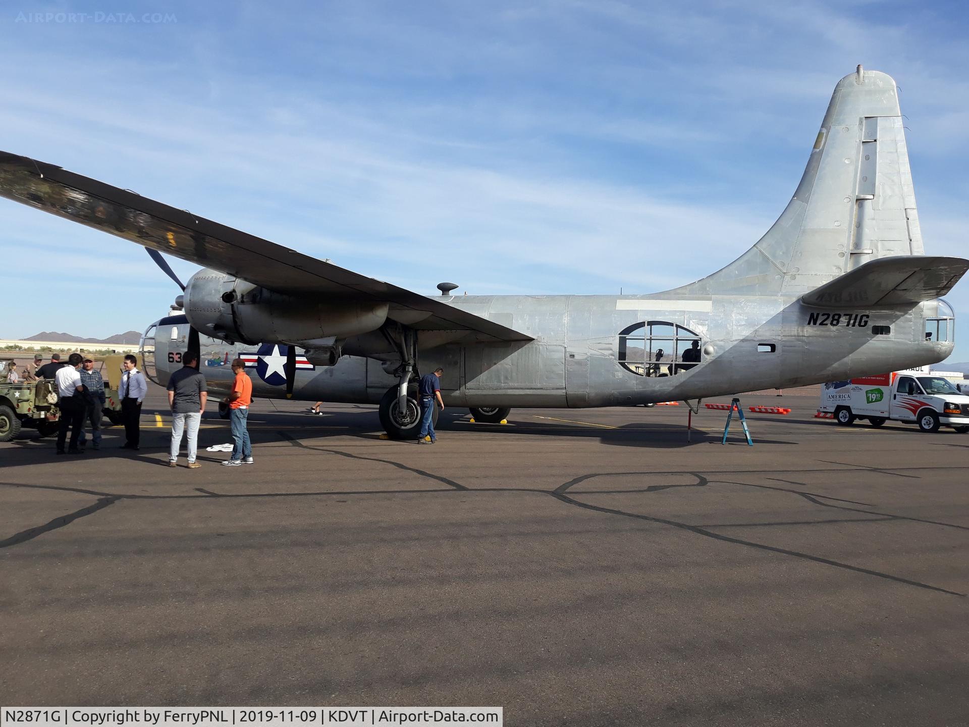 N2871G, Consolidated Vultee P4Y-2 Privateer C/N 66302, Veterans Day: P4Y-2 in Deer Valley